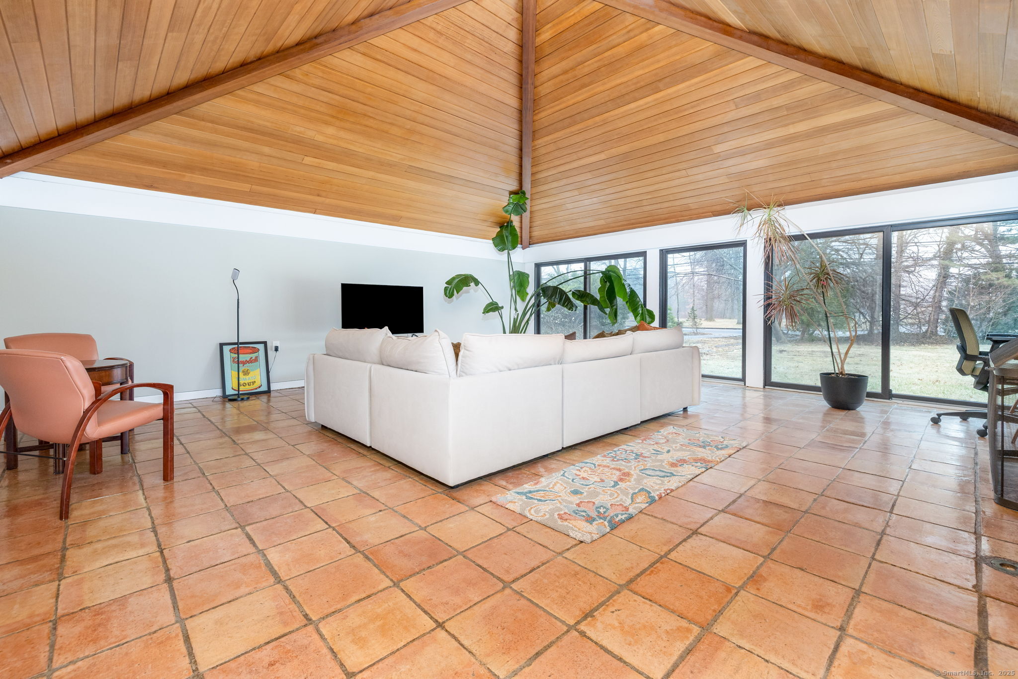 1560 Asylum Avenue Property Photo 1