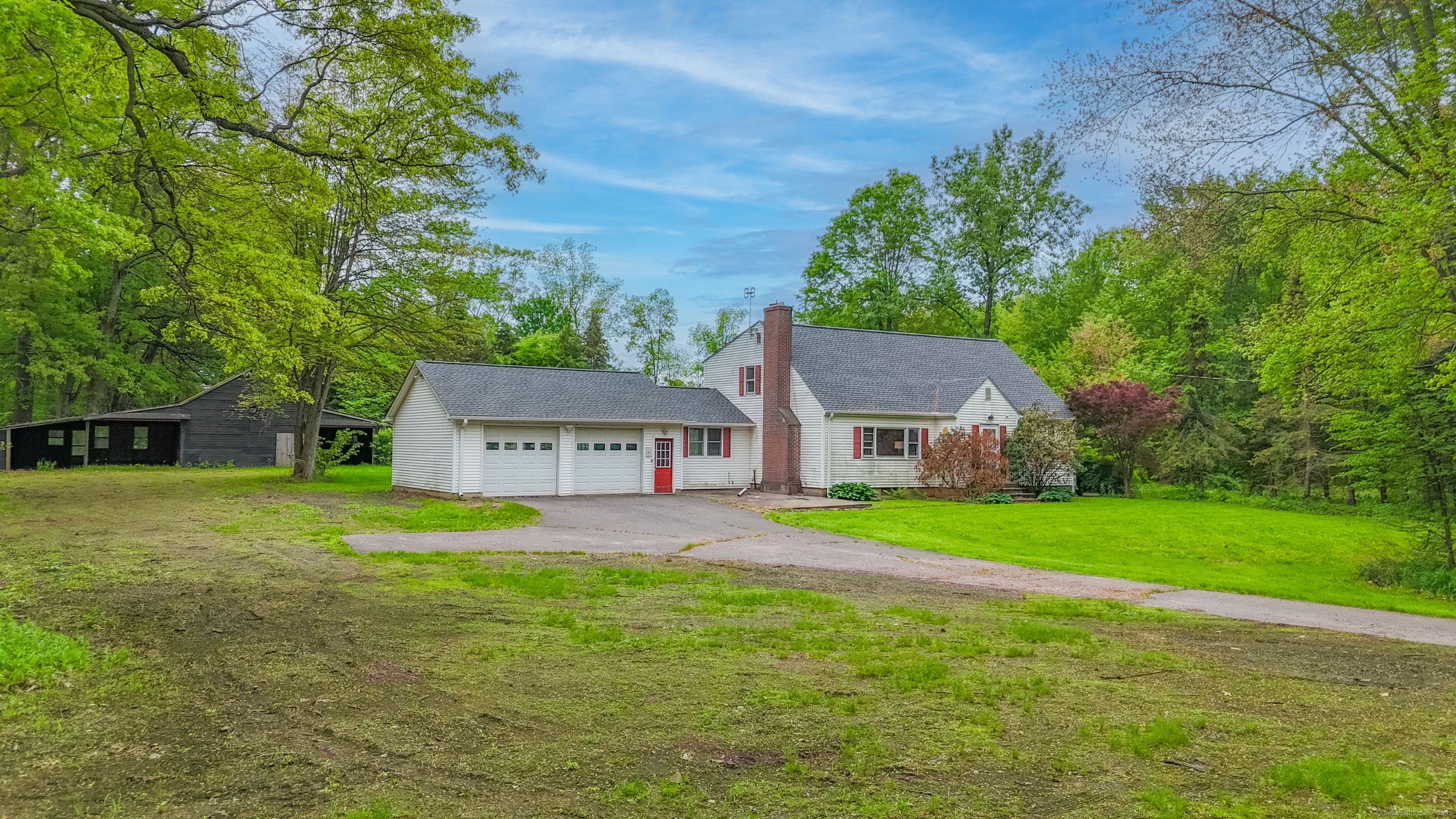 46 Newberry Road Property Photo 1
