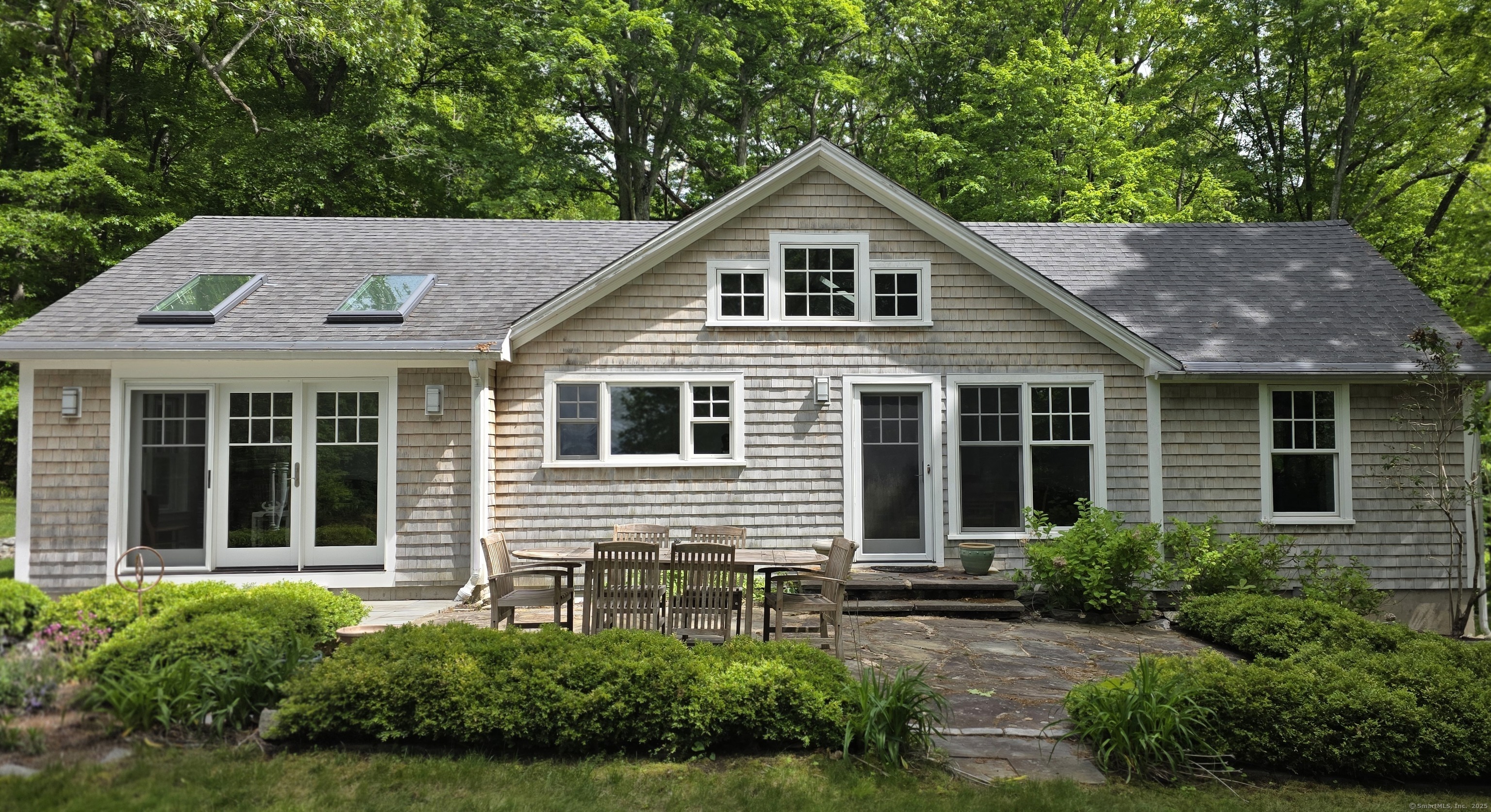 24 River Road Property Photo 1