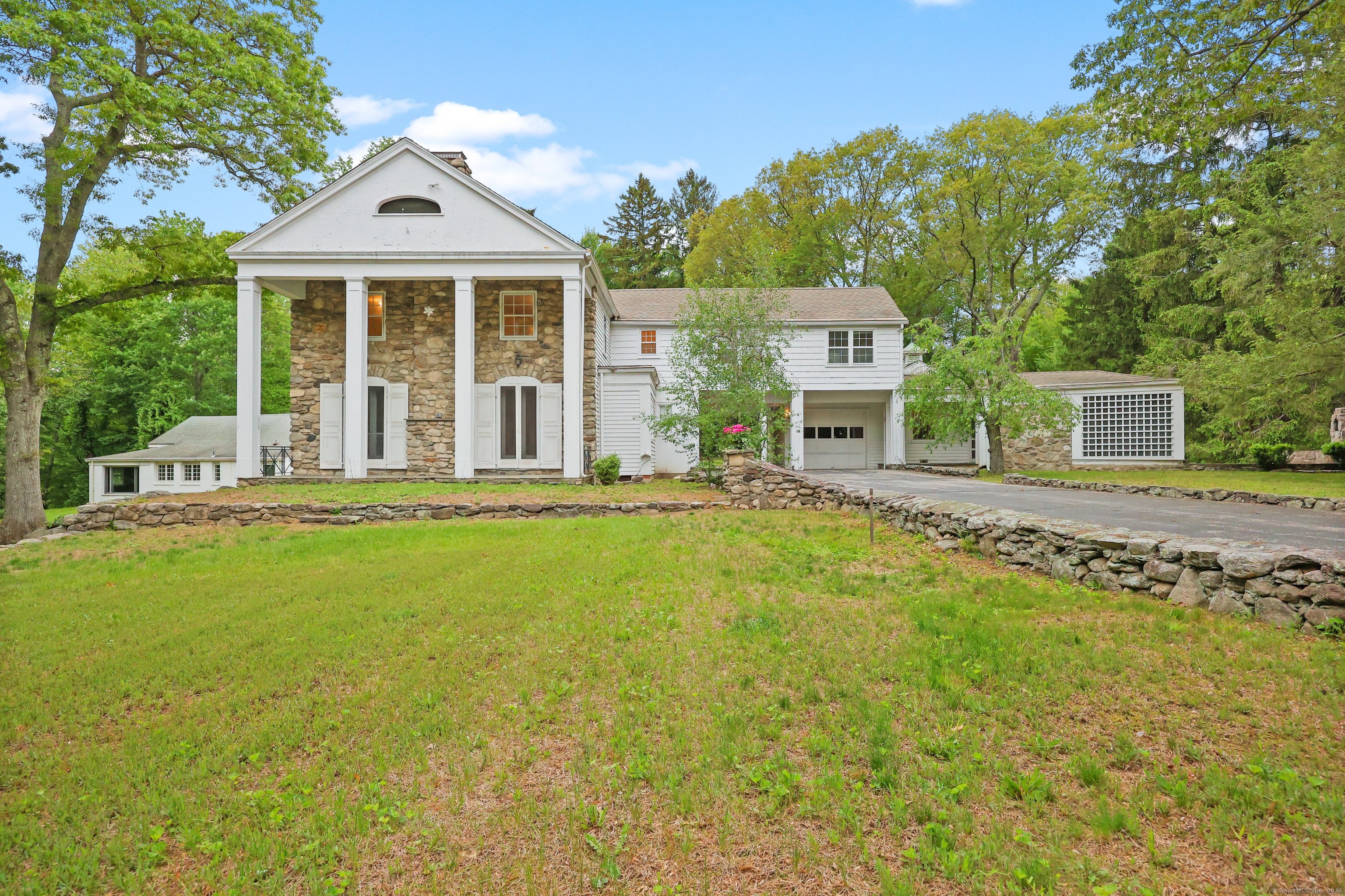 16 Katydid Lane Property Photo 3