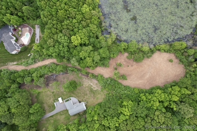 18 Fox Run Lane Property Photo 3