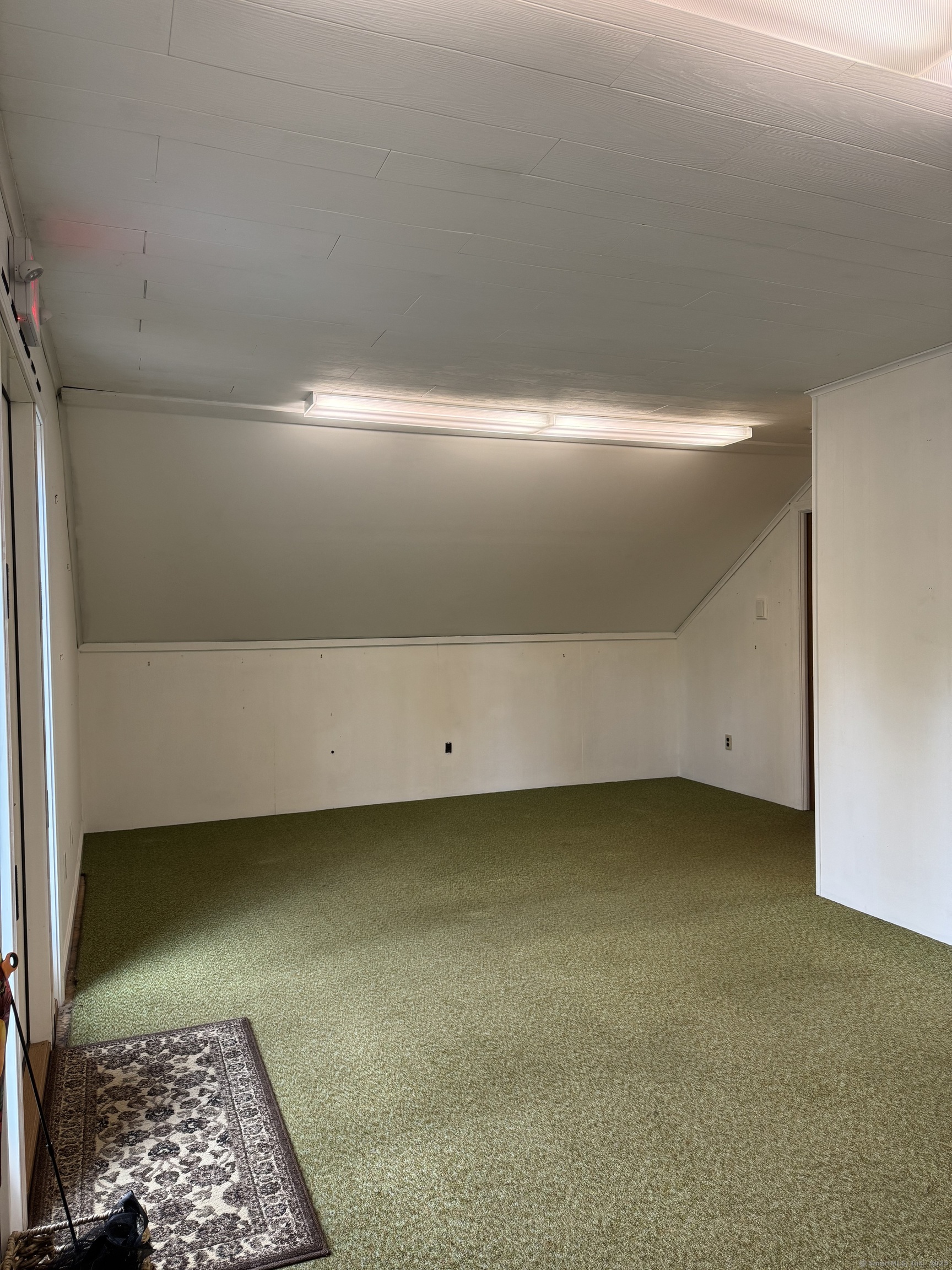 111 River Road Property Photo 11