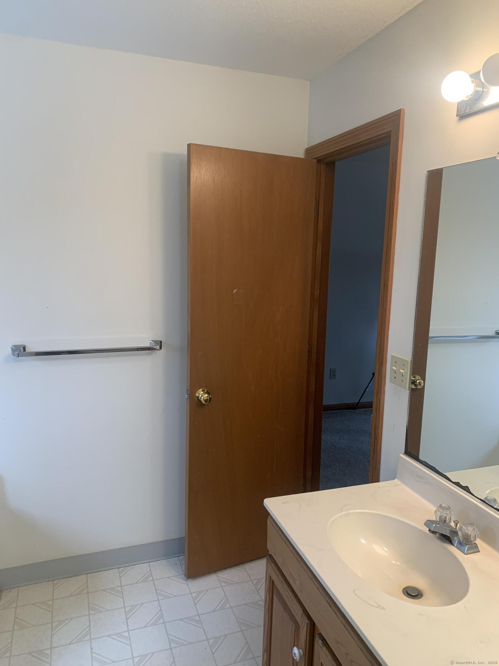 58 Amanda Circle Property Photo 16
