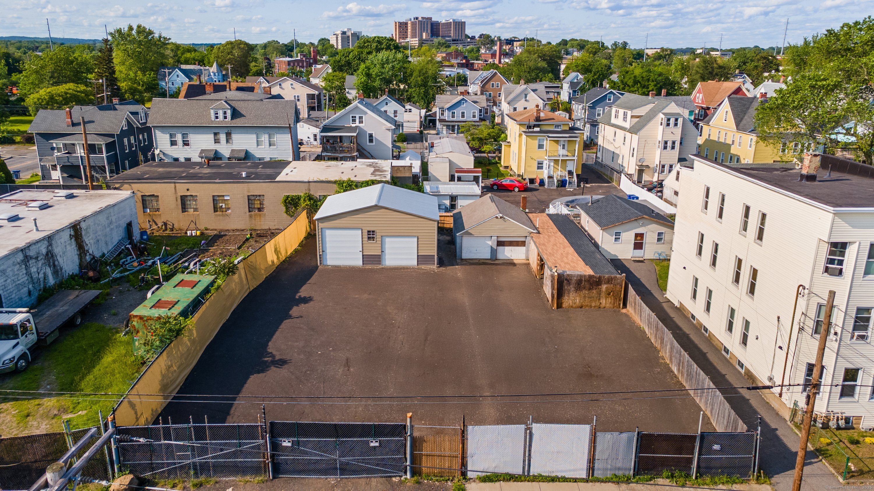 344 5th Street Property Photo 4