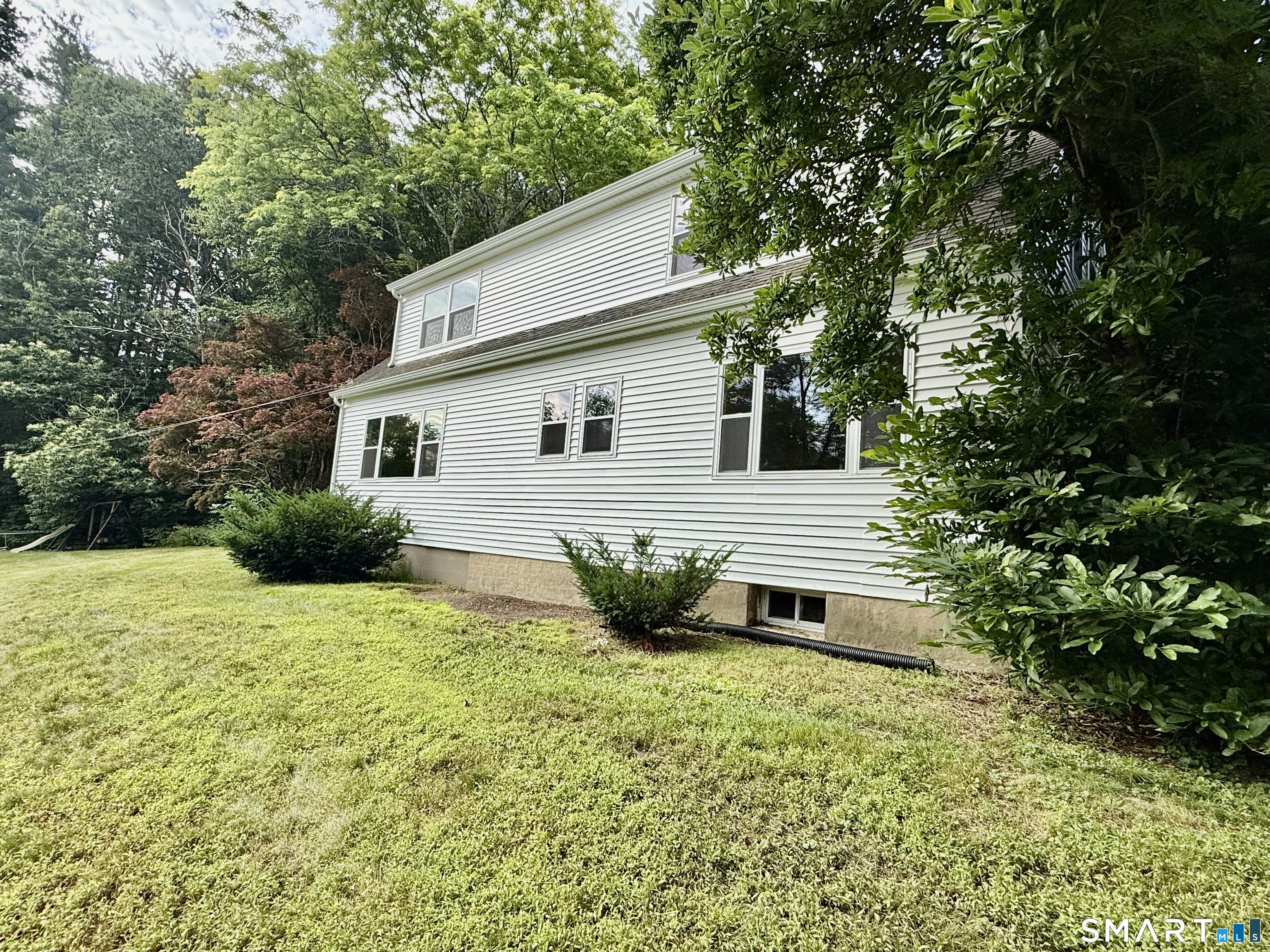 241 Hoop Pole Hill Road Property Photo 1