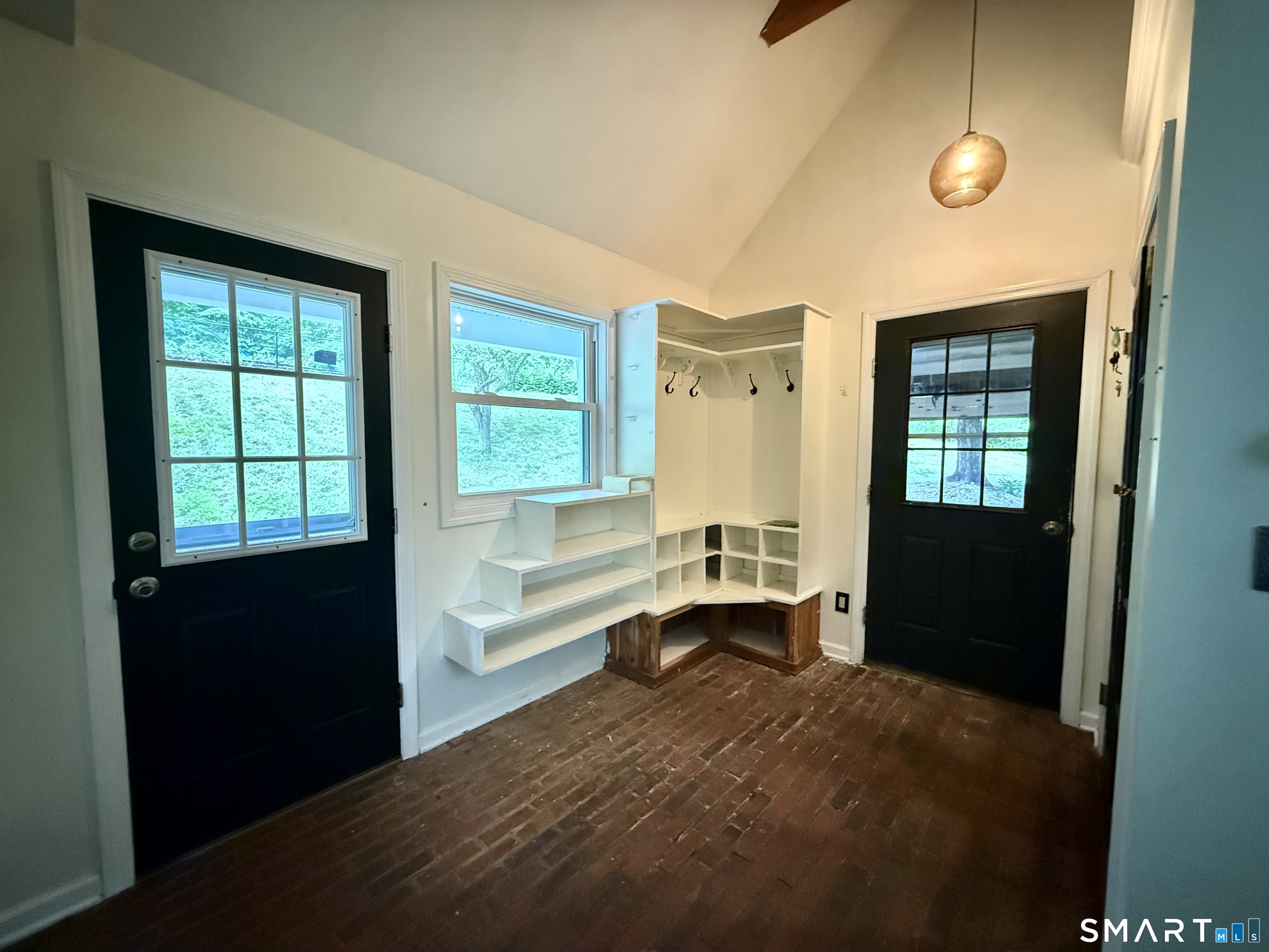 241 Hoop Pole Hill Road Property Photo 3