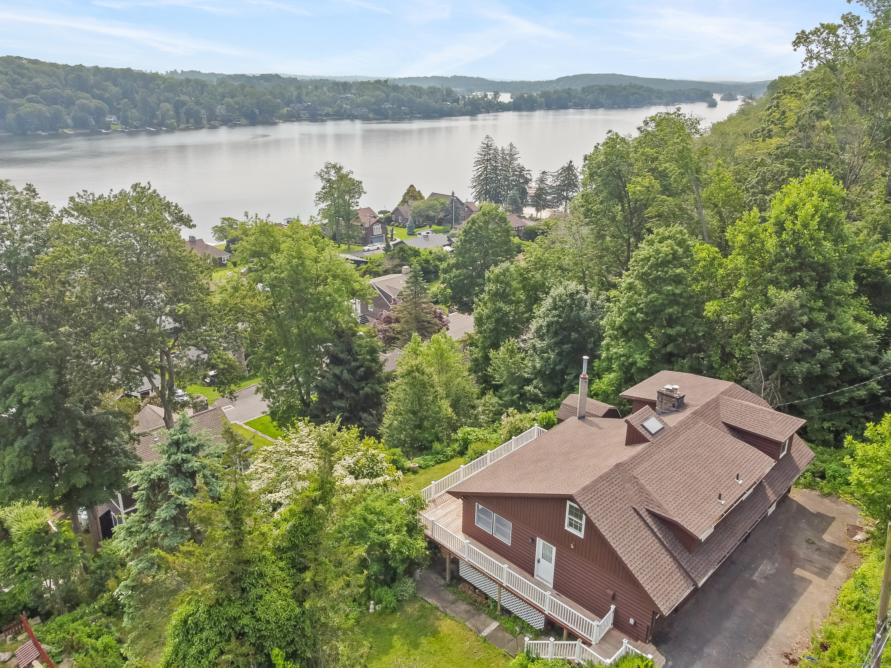 9 Overlook Road Property Photo 1
