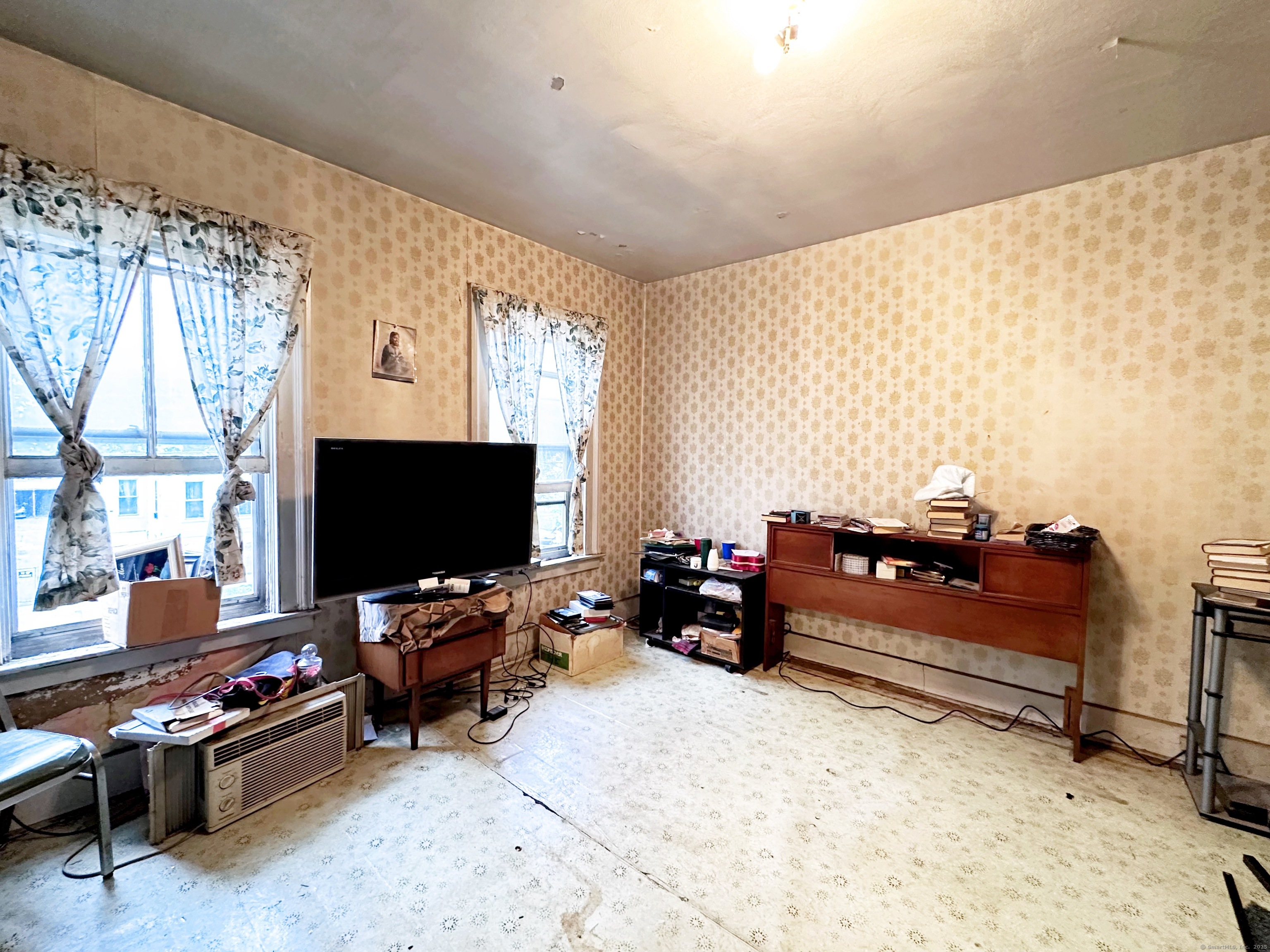 26 Lamberton Street Property Photo 21