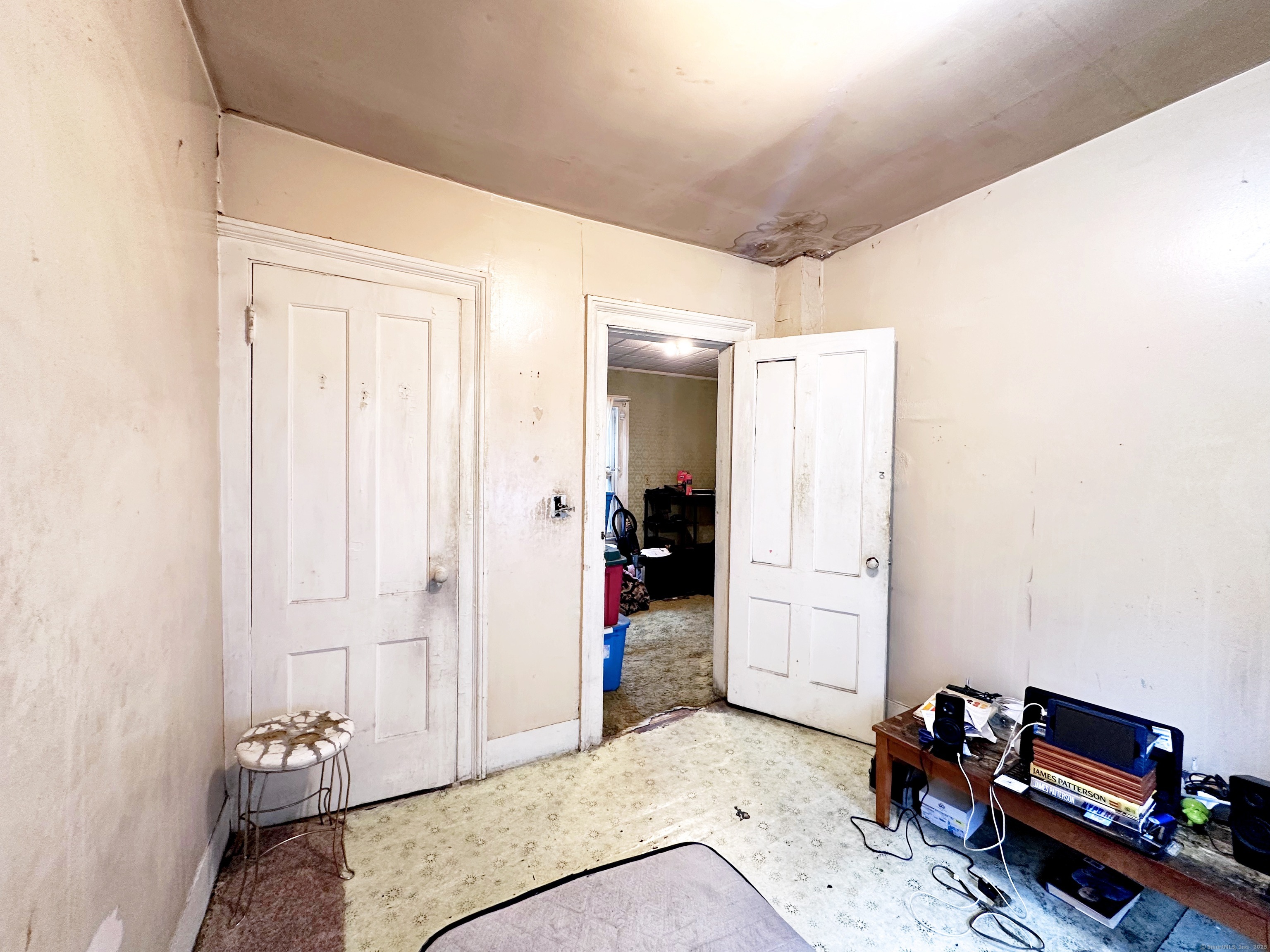 26 Lamberton Street Property Photo 29
