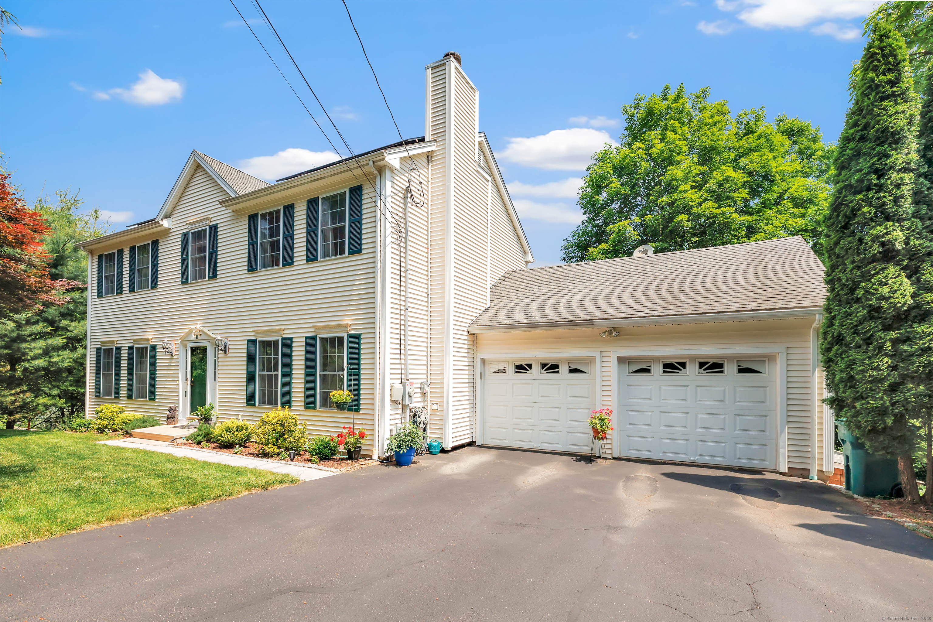 60 Knorr Avenue Property Photo 1