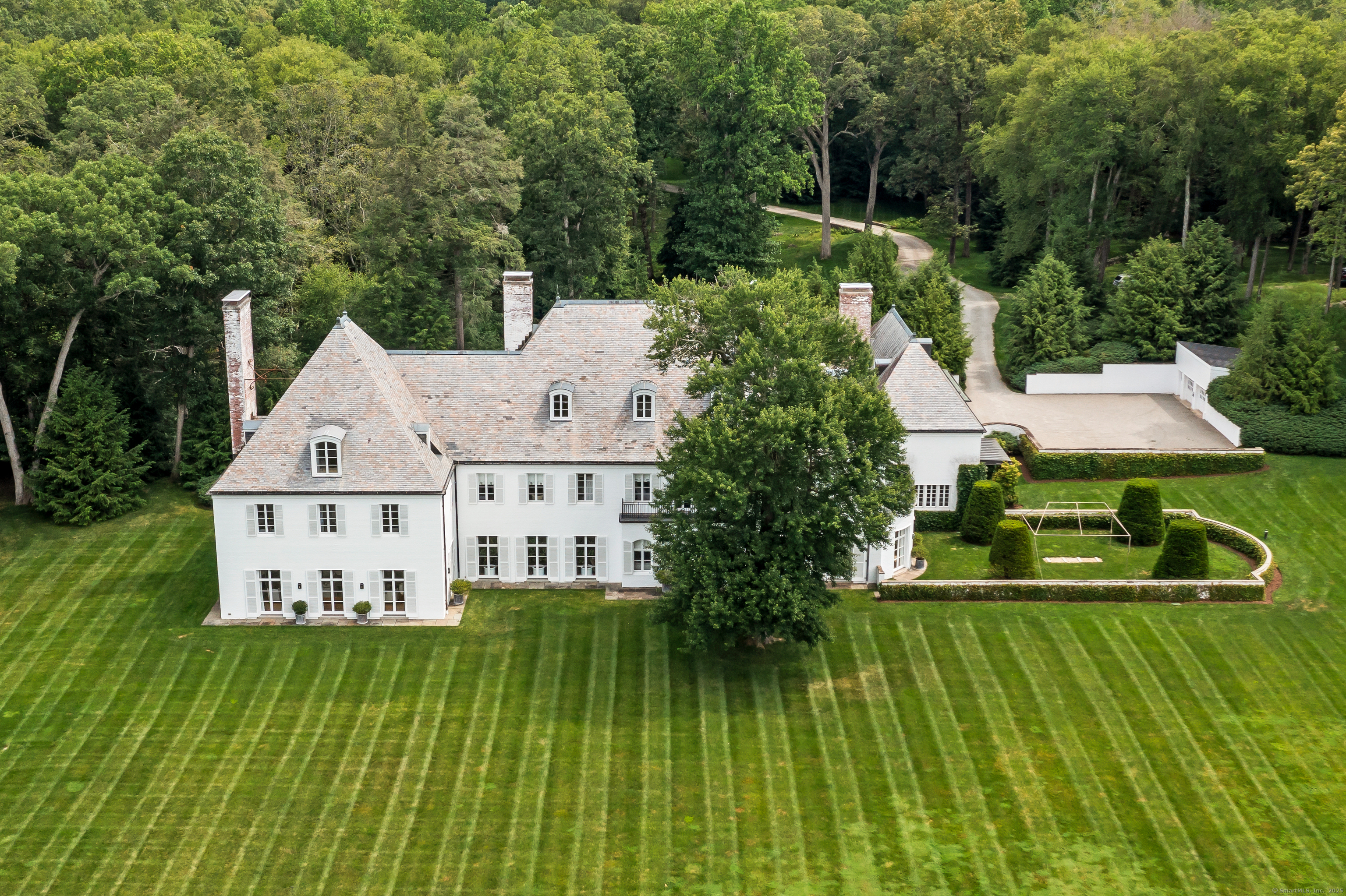 104 Dans Highway Property Photo 1