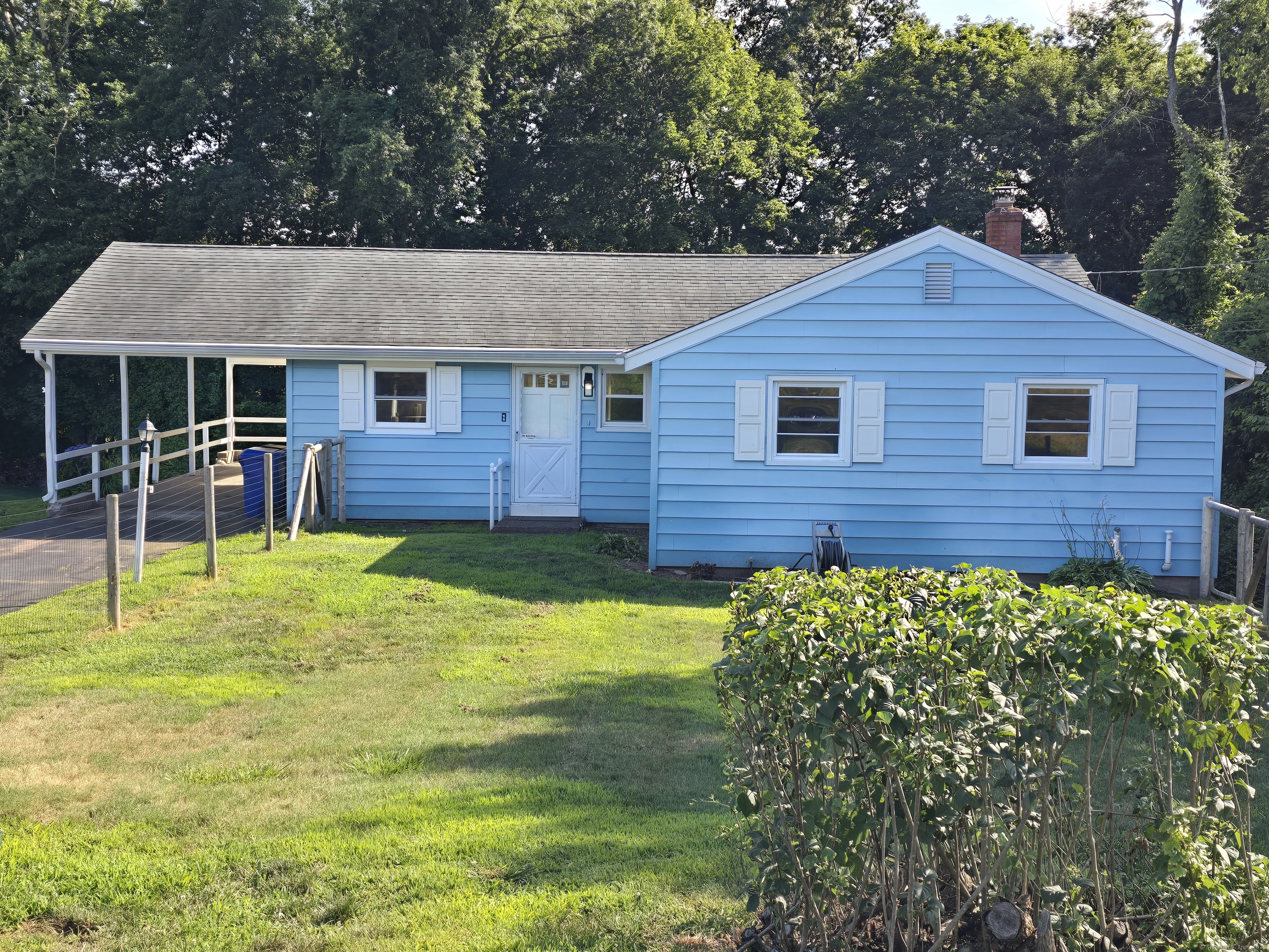 250 Pond Road West Extension