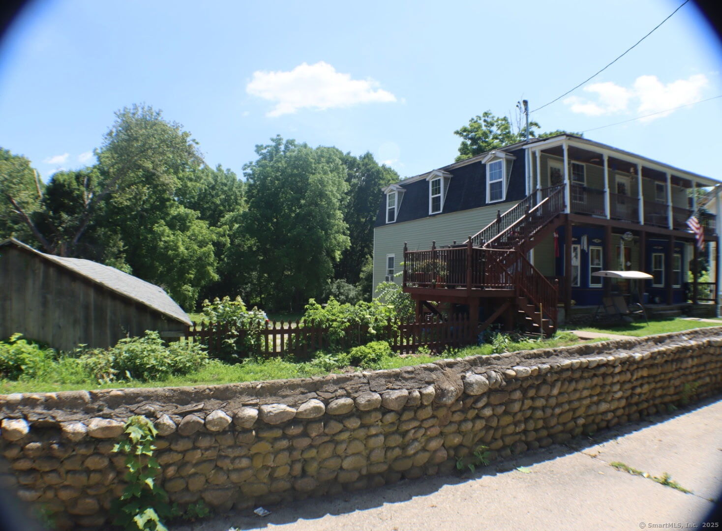 51 Main Street Property Photo 1