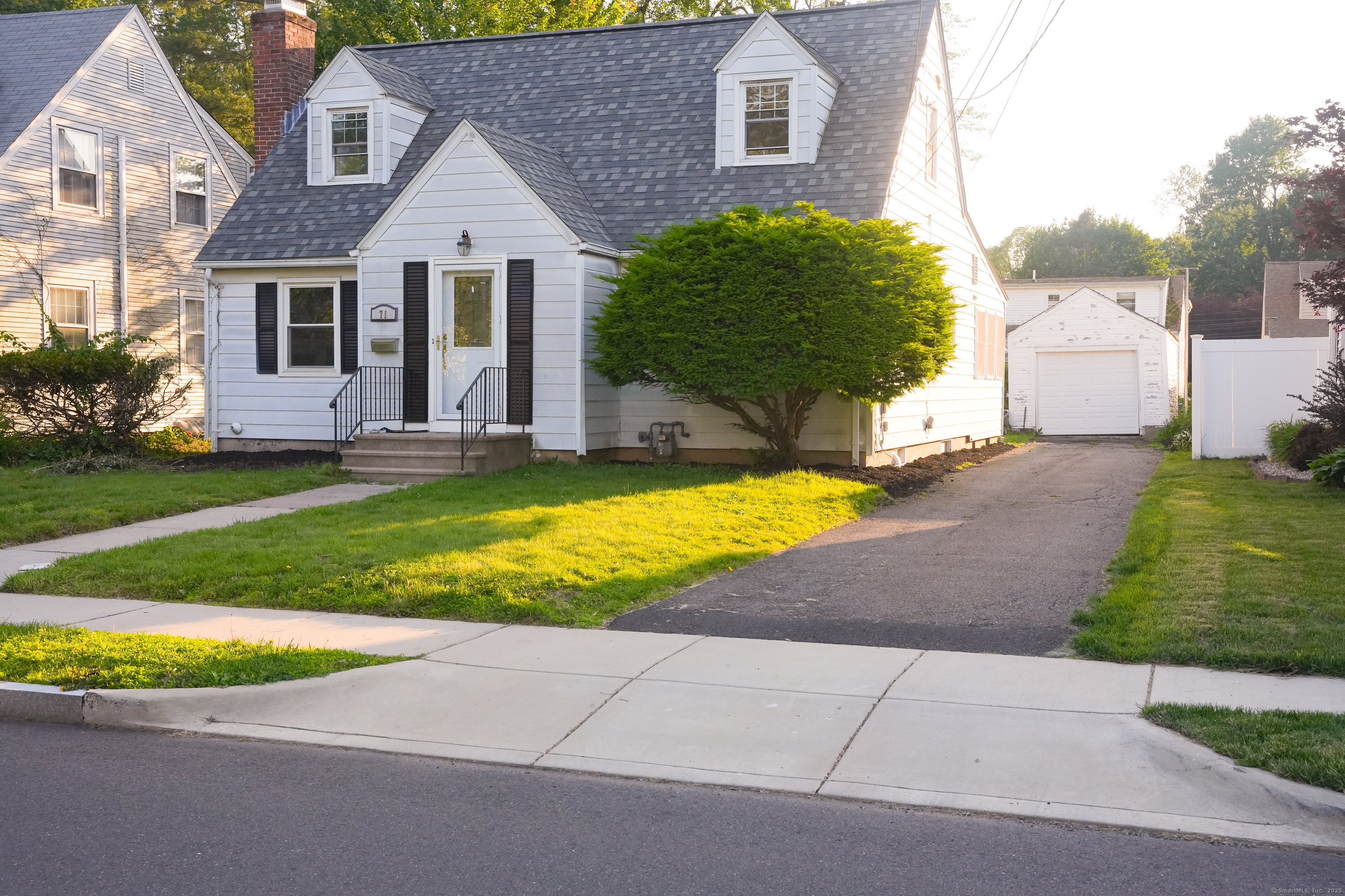 71 Princeton Street Property Photo 1