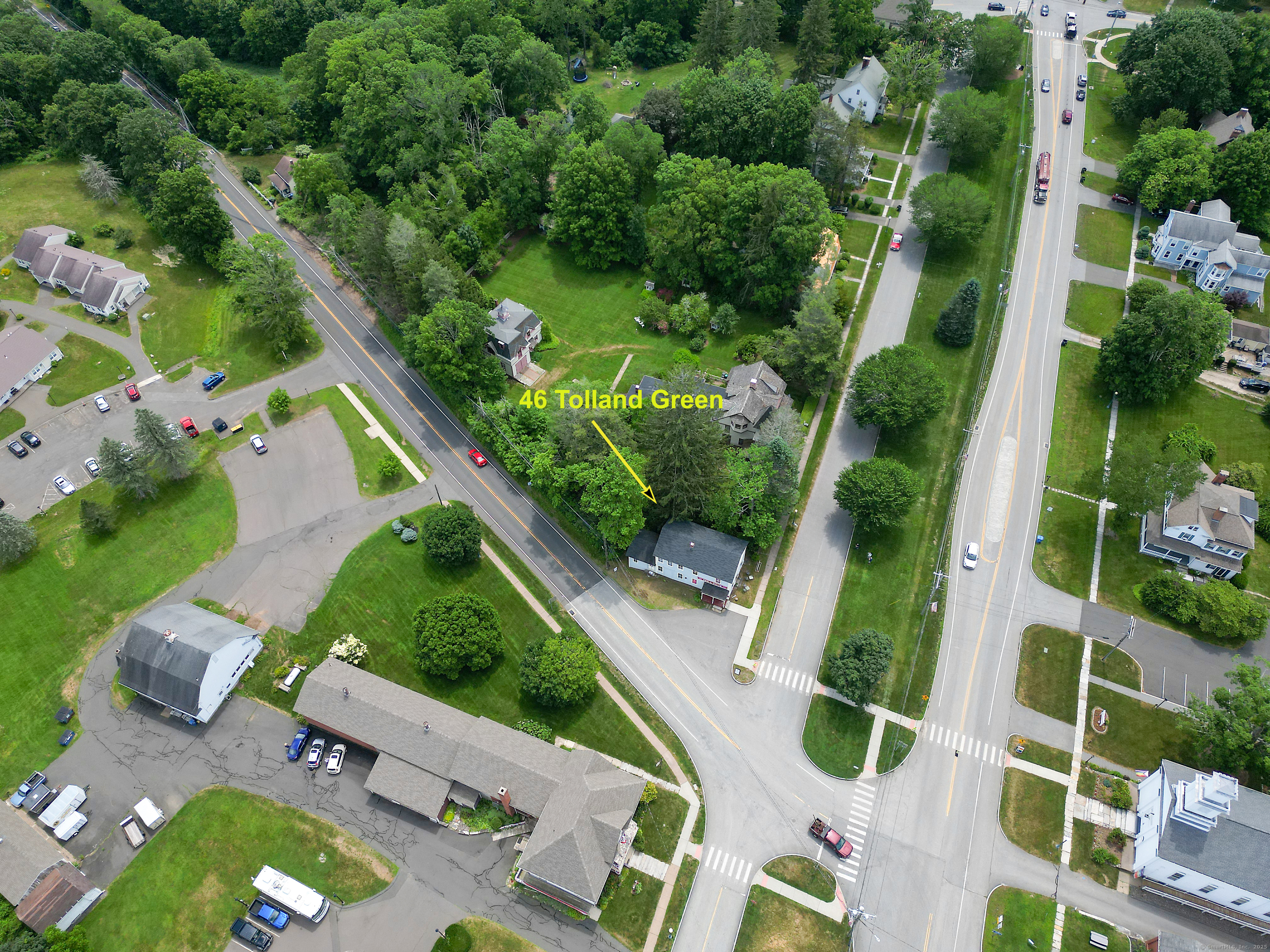 46 Tolland Green Property Photo 4