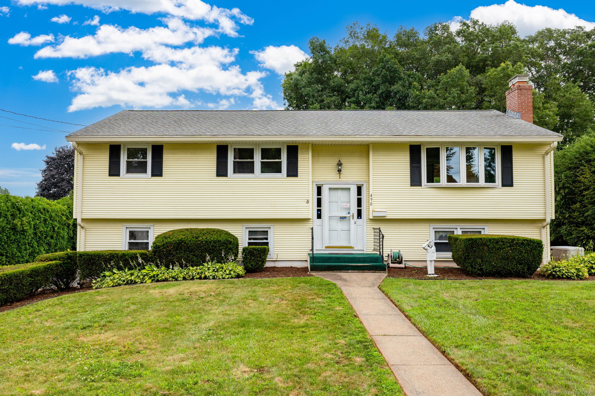 24107836 Property Photo 1