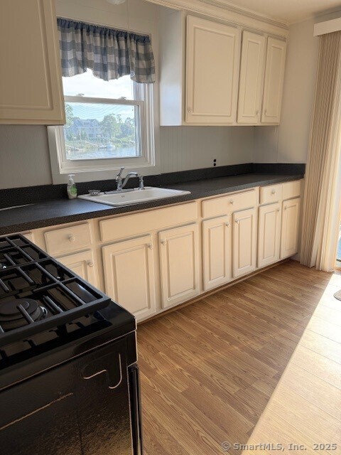 2142-2144 Fairfield Beach Road Property Photo 10