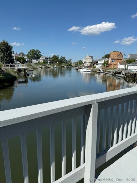 2142-2144 Fairfield Beach Road Property Photo 33