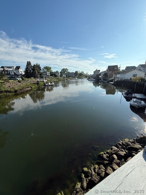 2142-2144 Fairfield Beach Road Property Photo 34