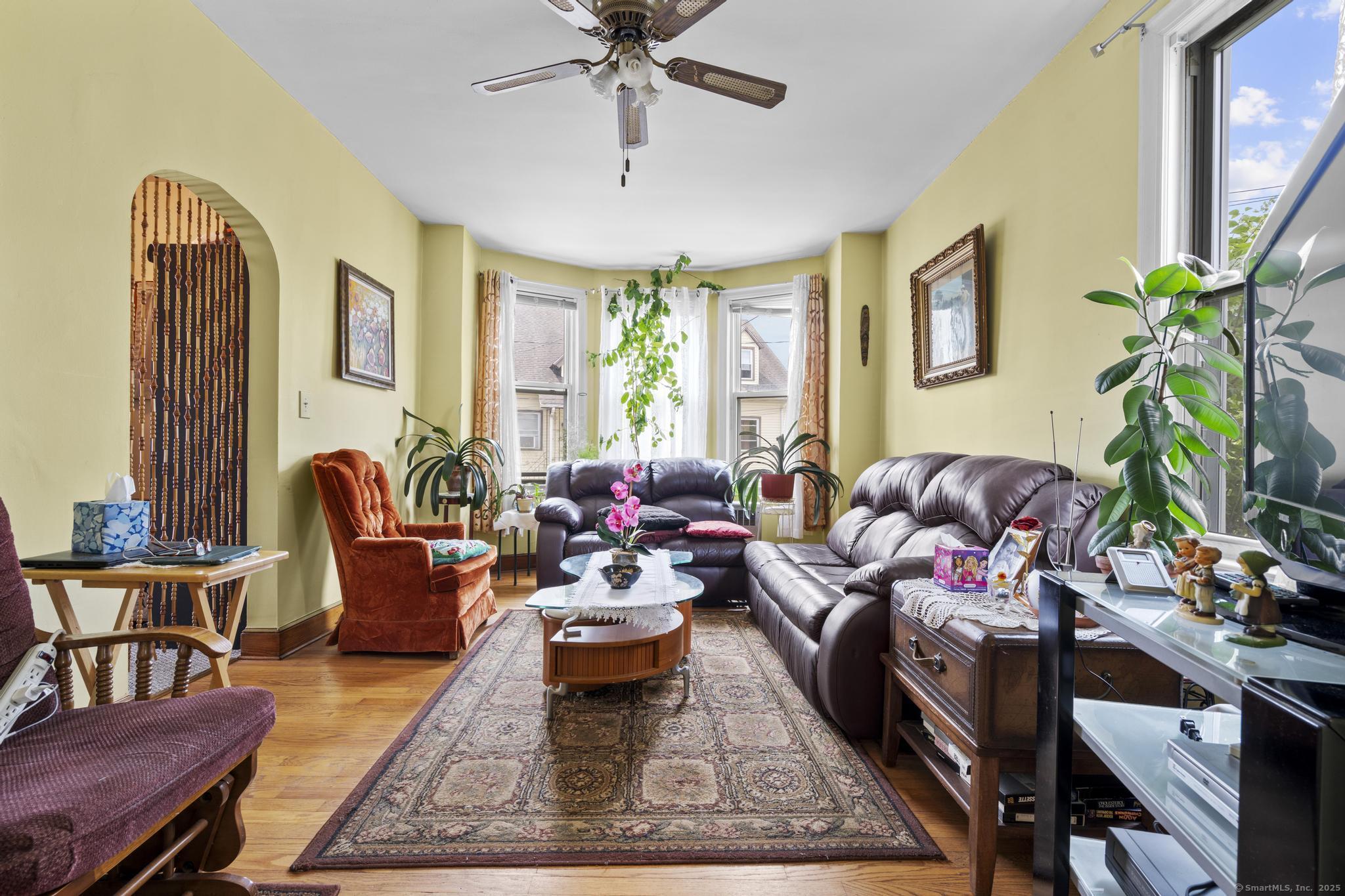 33 Aetna Street Property Photo 13