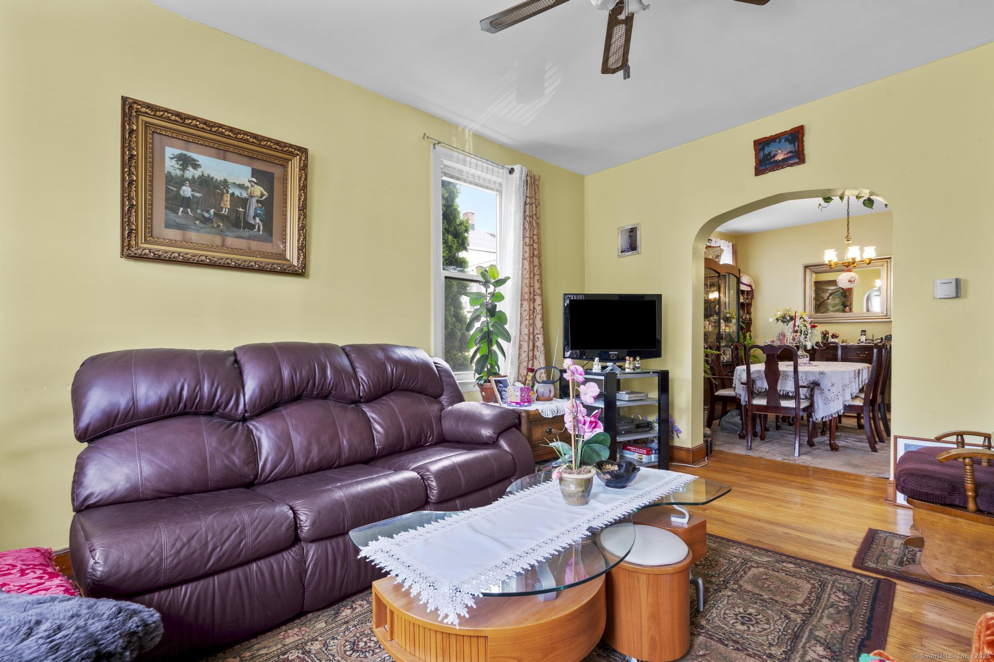 33 Aetna Street Property Photo 14