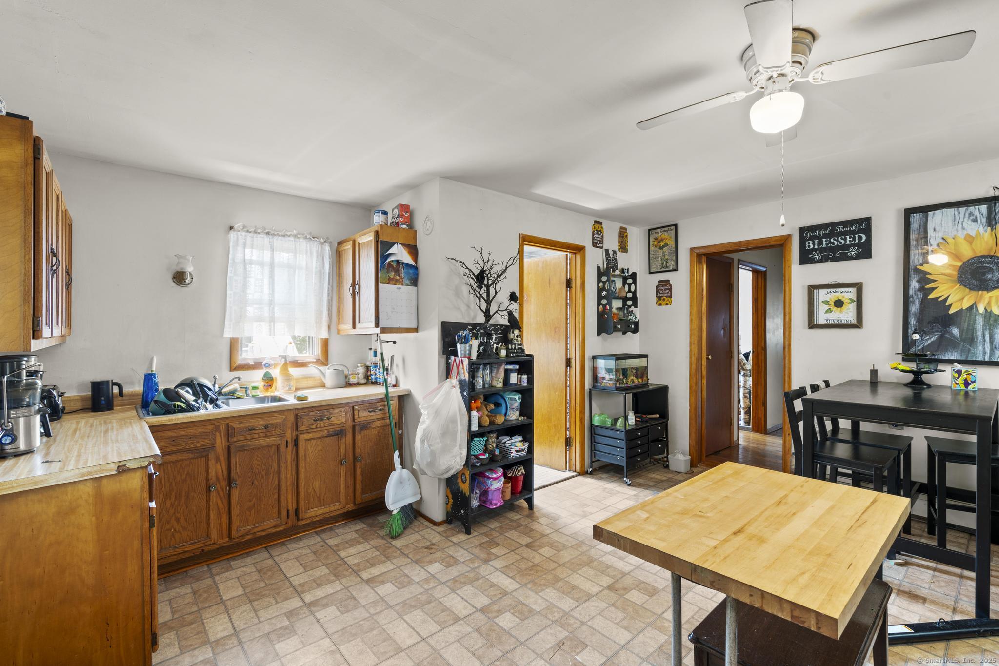 33 Aetna Street Property Photo 24