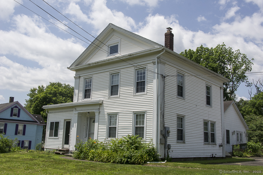 685 Kent Road Property Photo 4