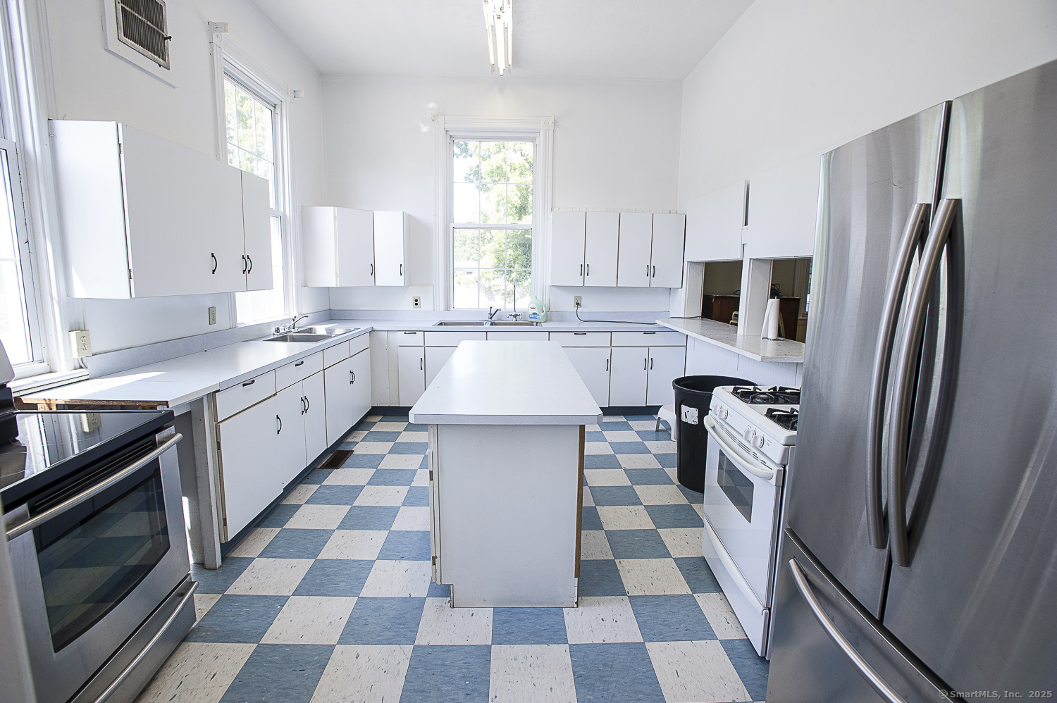 685 Kent Road Property Photo 15
