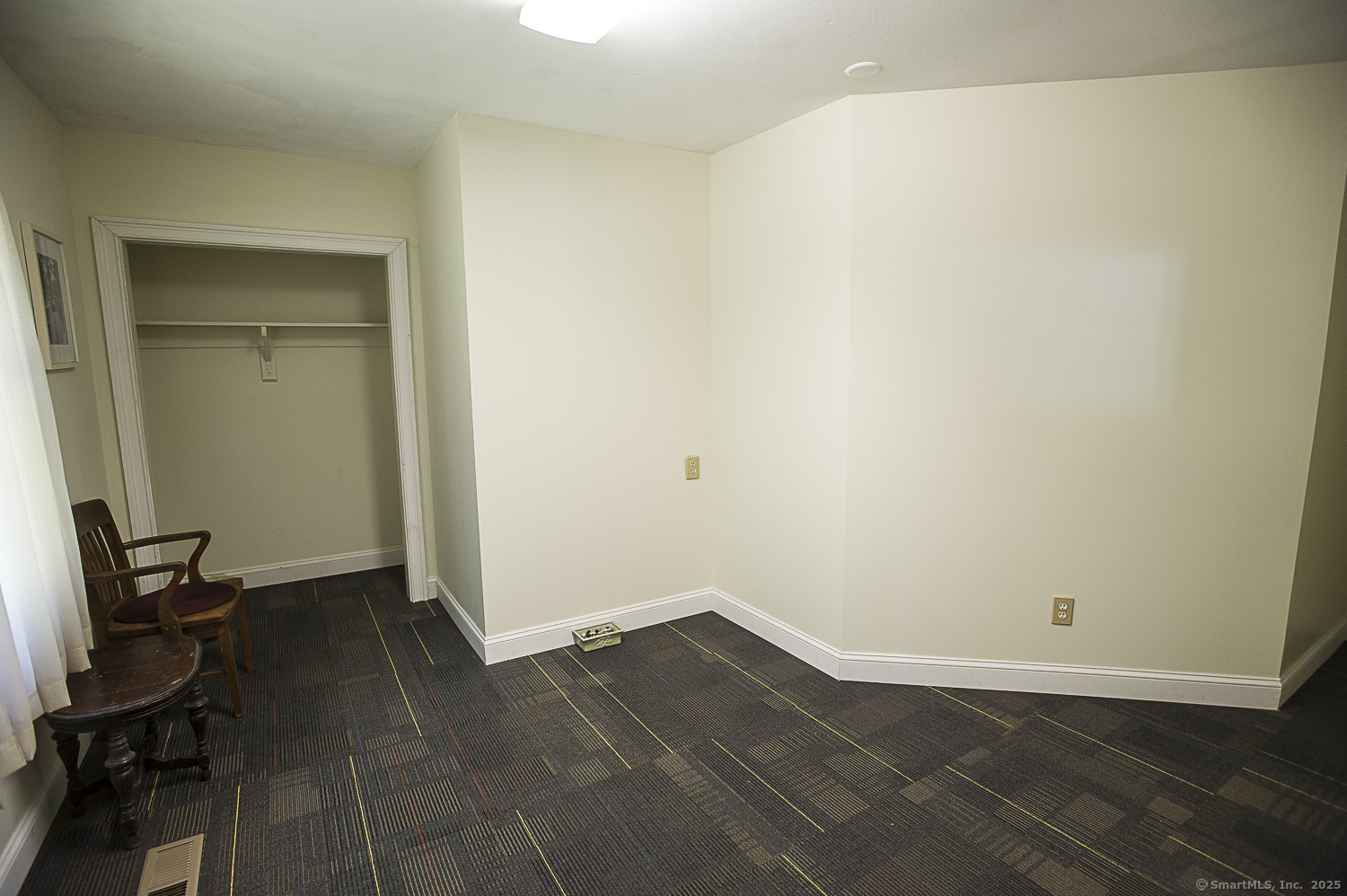 685 Kent Road Property Photo 18