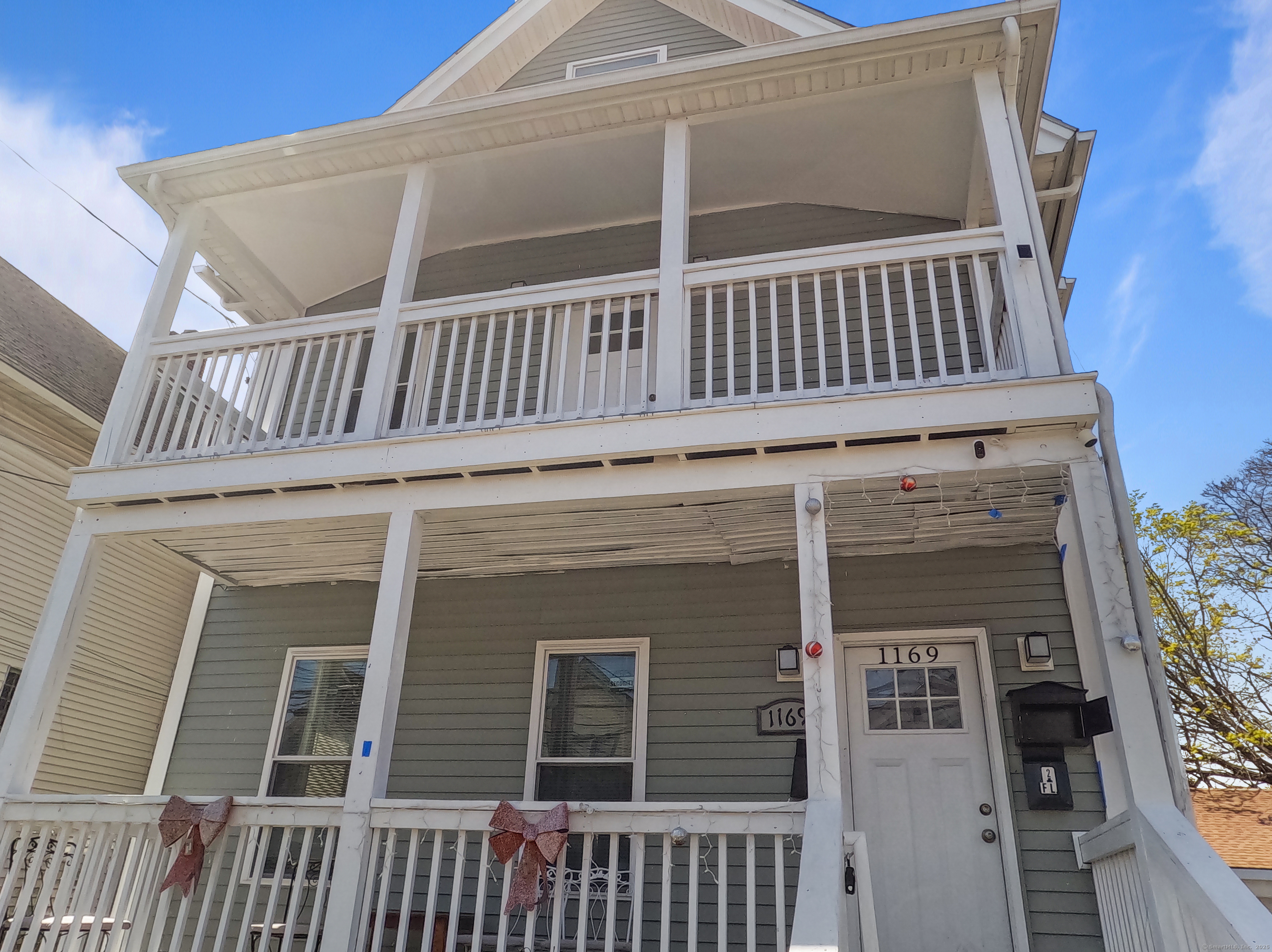 1169 Iranistan Ave Property Photo 2