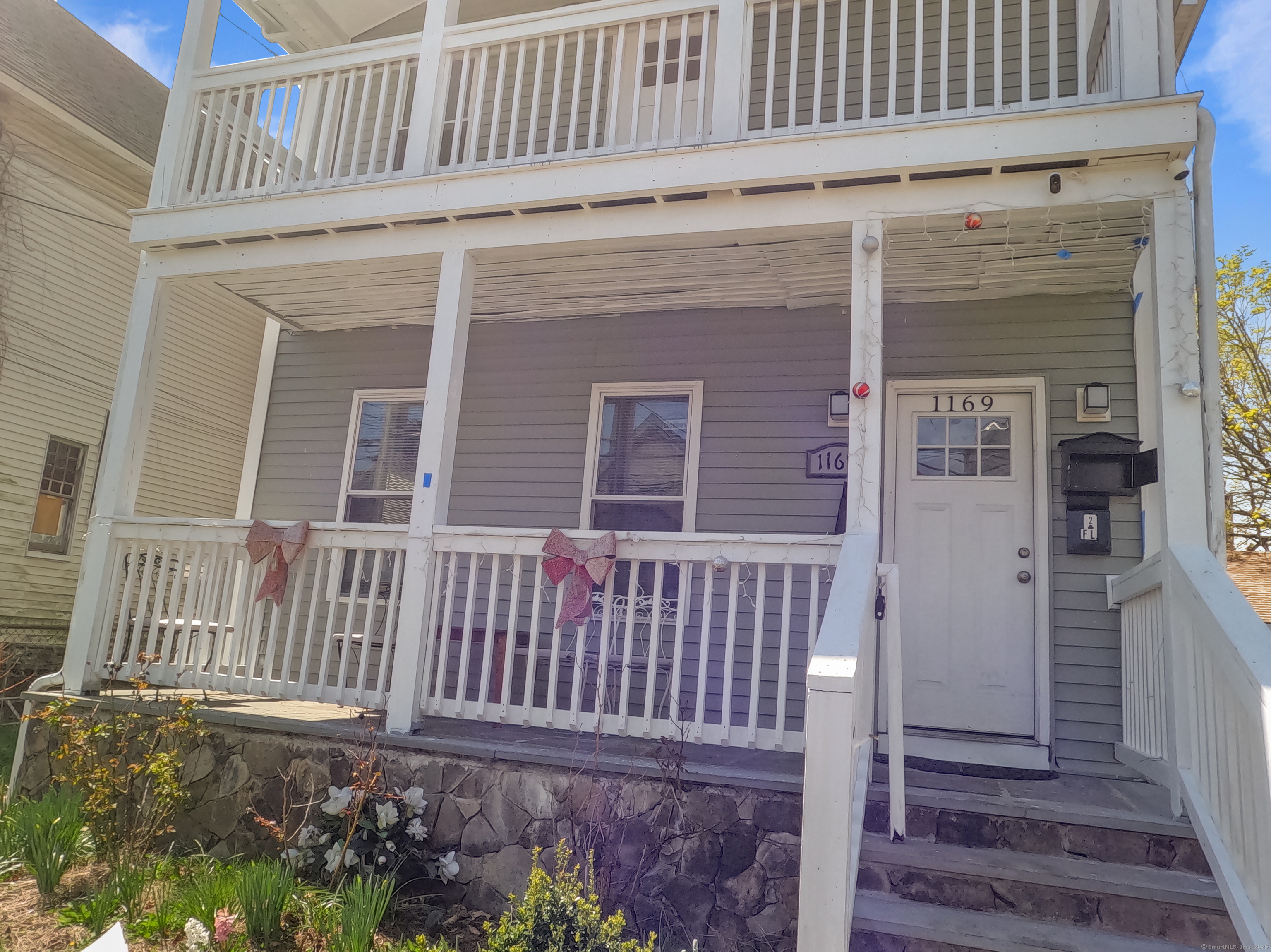 1169 Iranistan Ave Property Photo 5