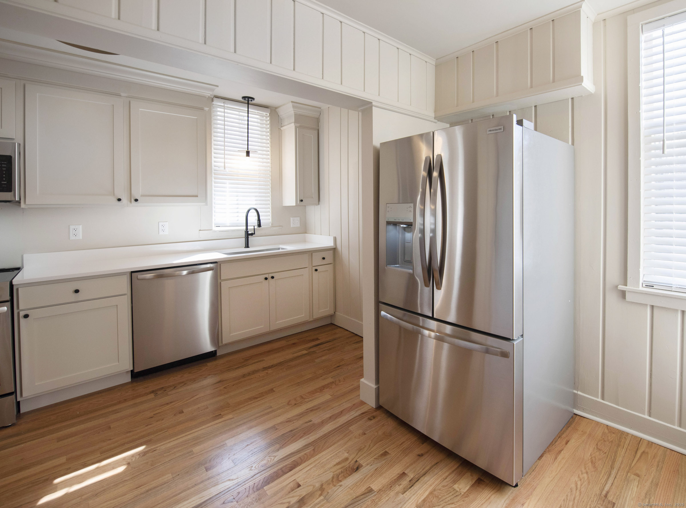 214 Broadway Property Photo 10