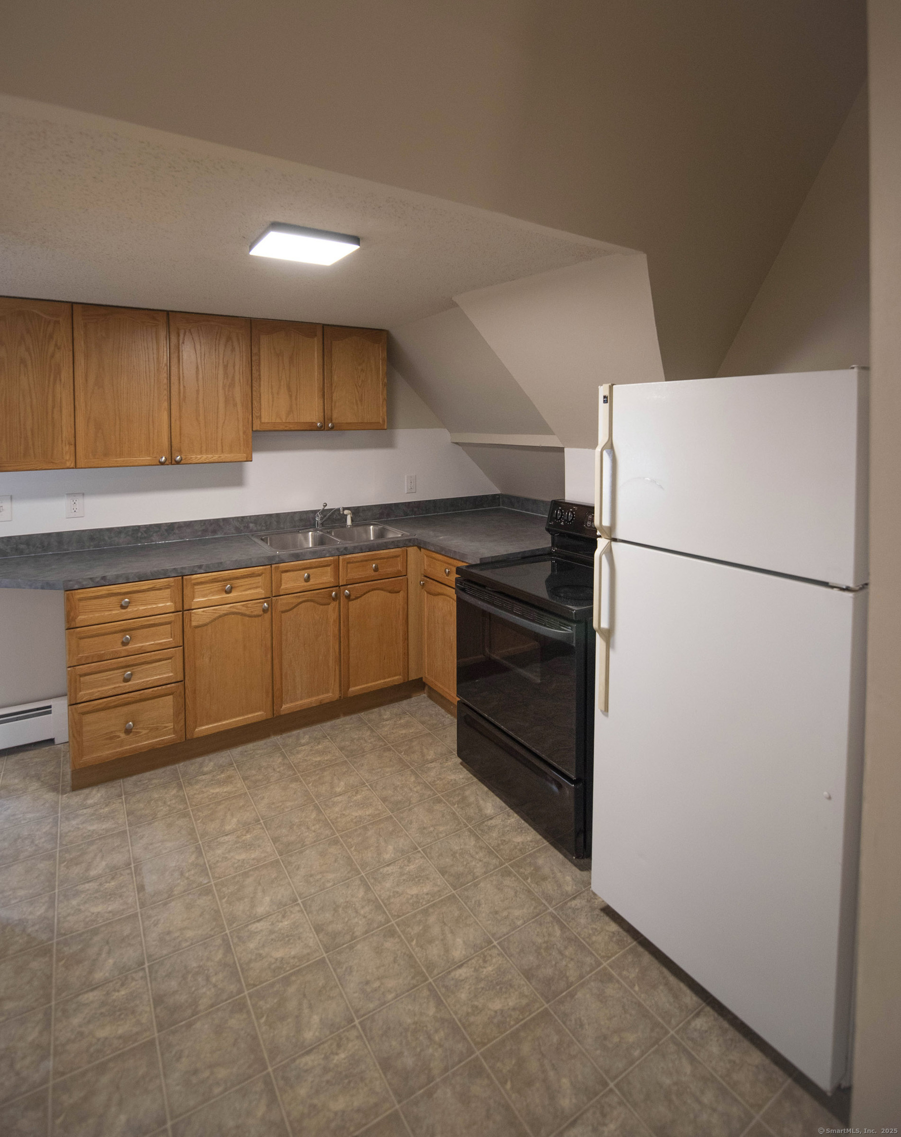 214 Broadway Property Photo 23