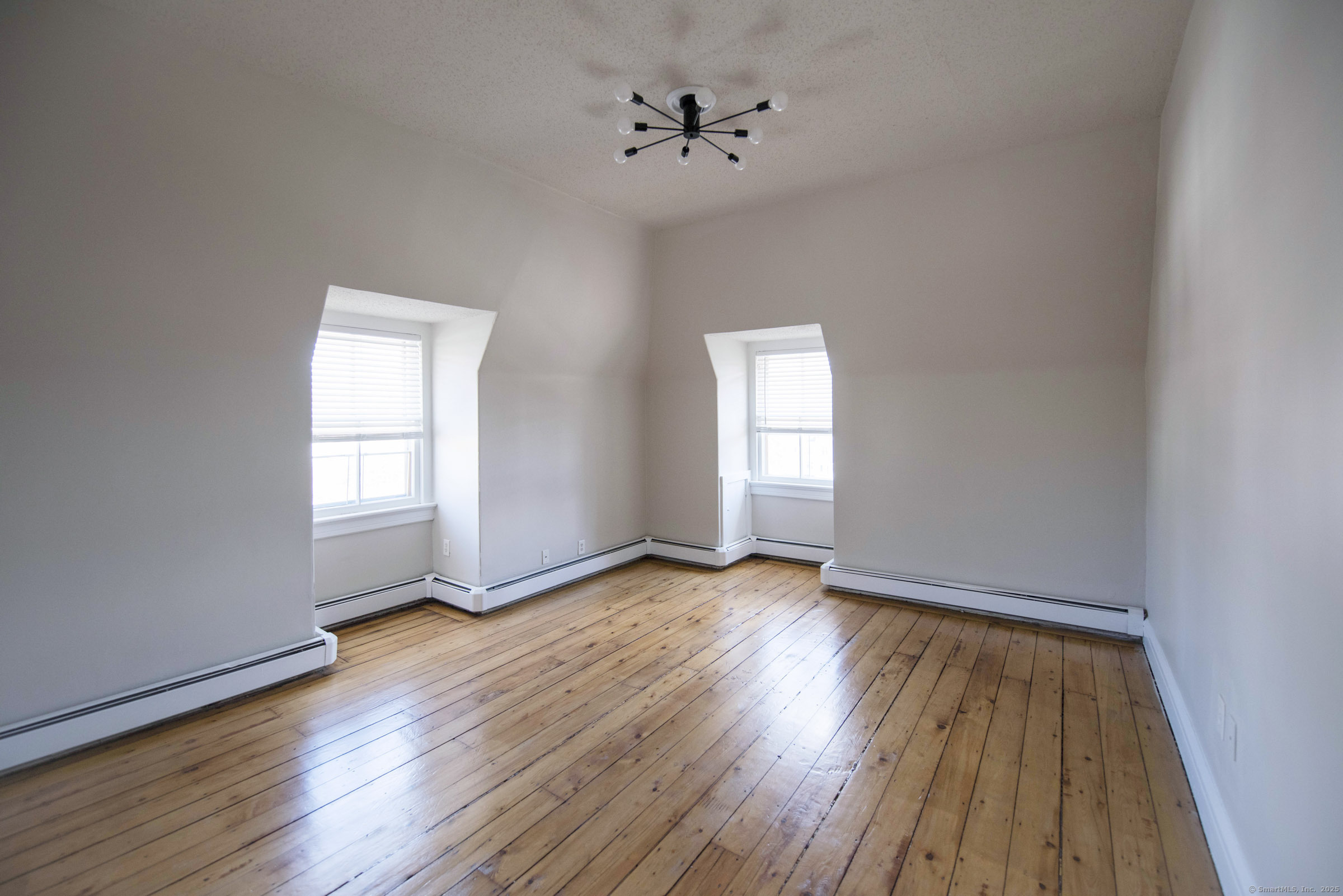214 Broadway Property Photo 25