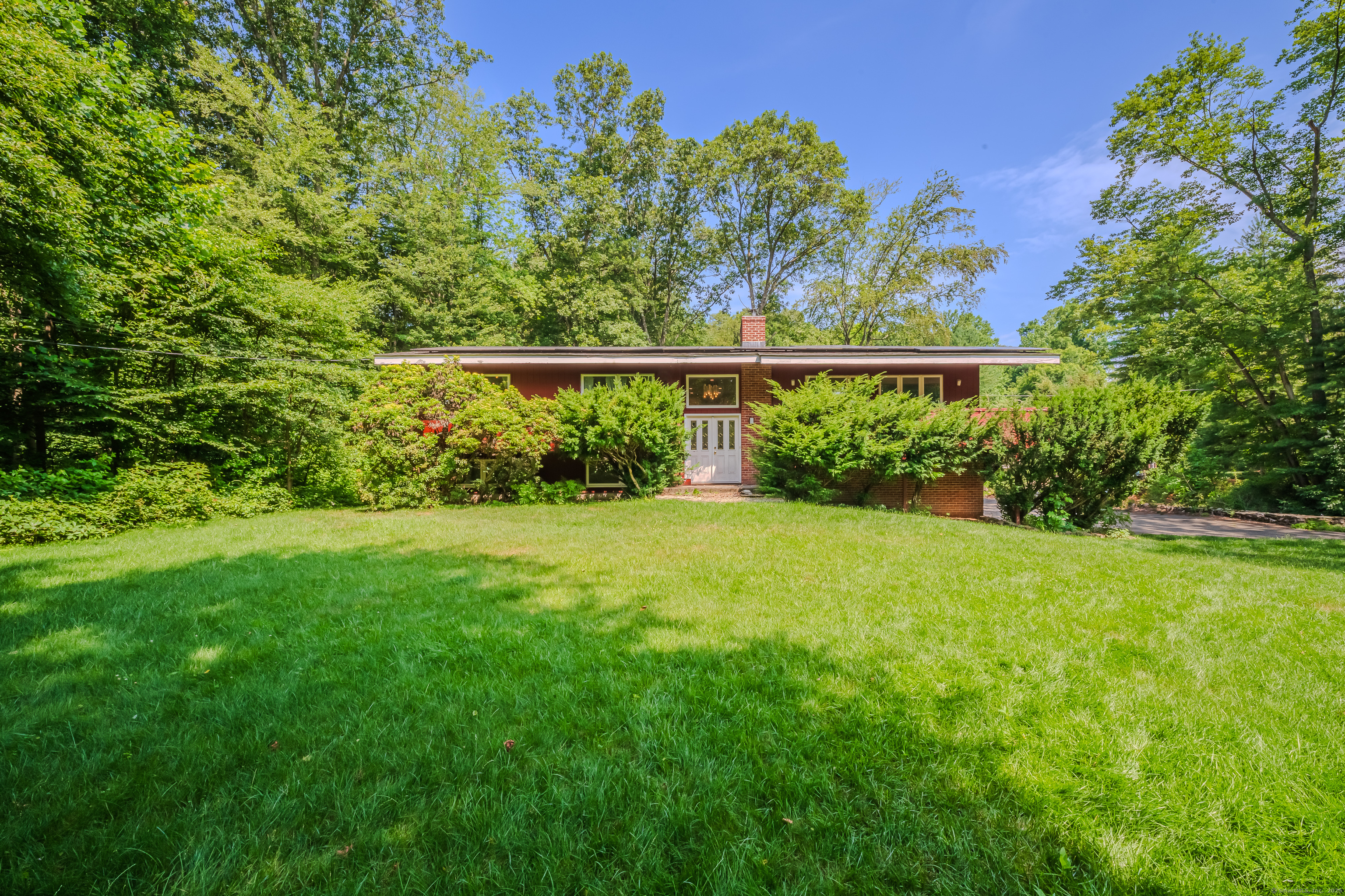 4 Northrop Road Property Photo 1