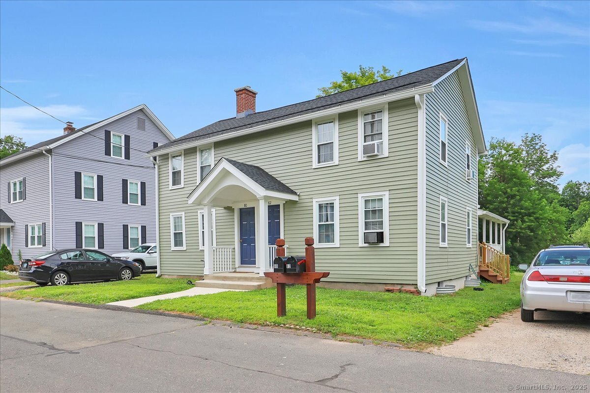 80 Tunxis St Property Photo 2