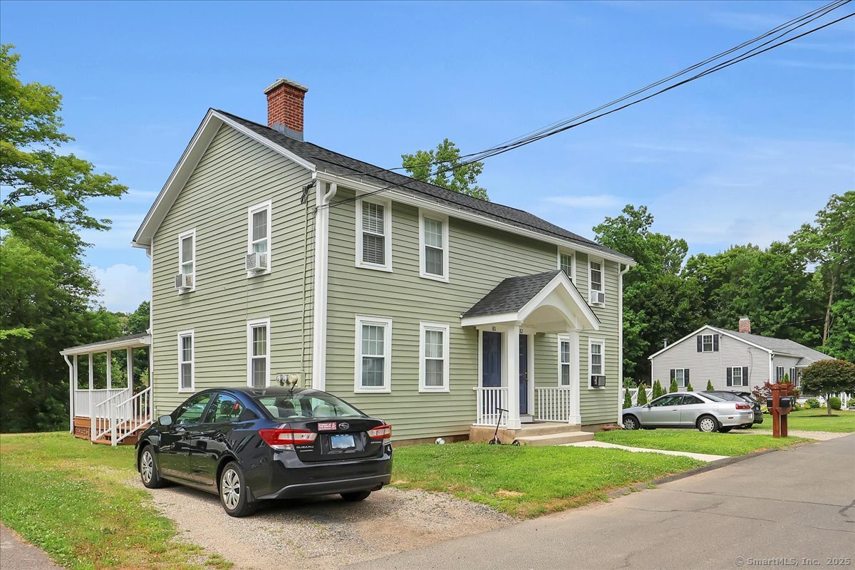 80 Tunxis St Property Photo 3