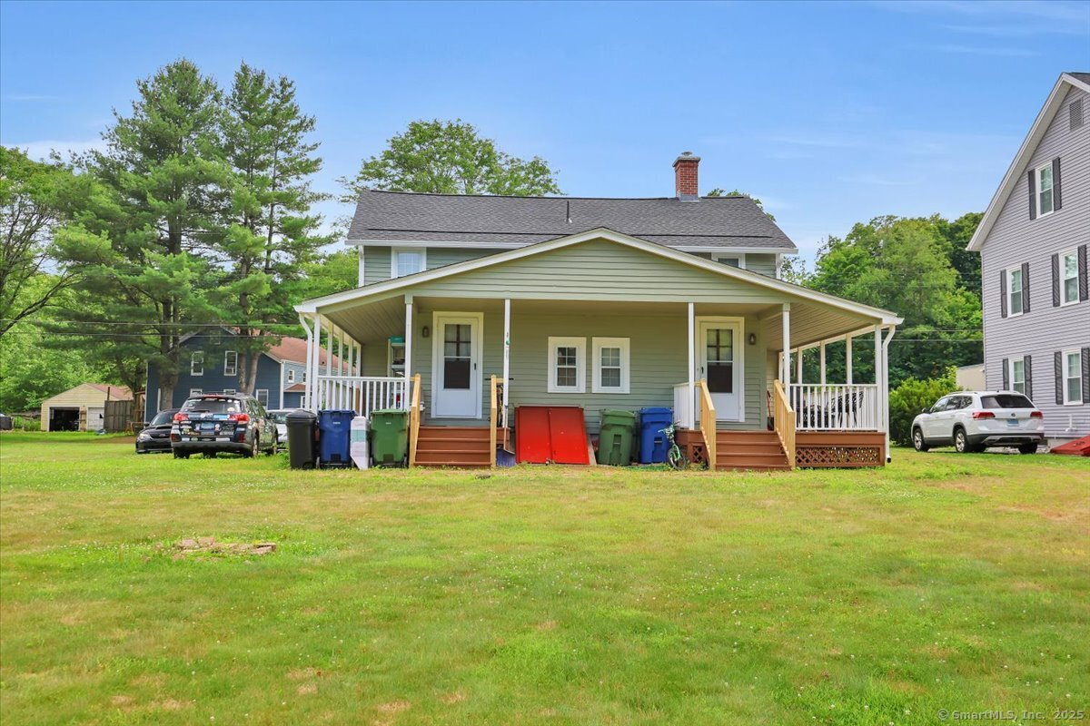 80 Tunxis St Property Photo 6