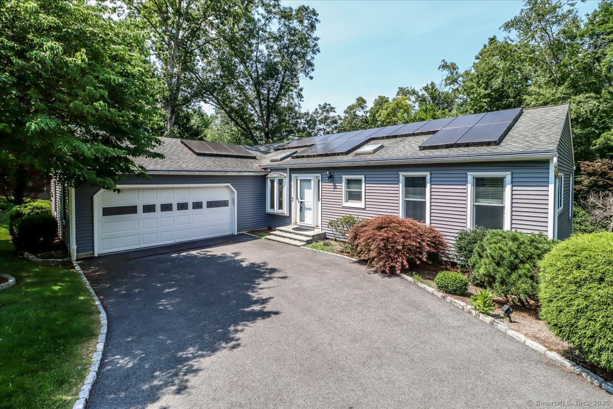 6 Big Buck Lane Property Photo 1