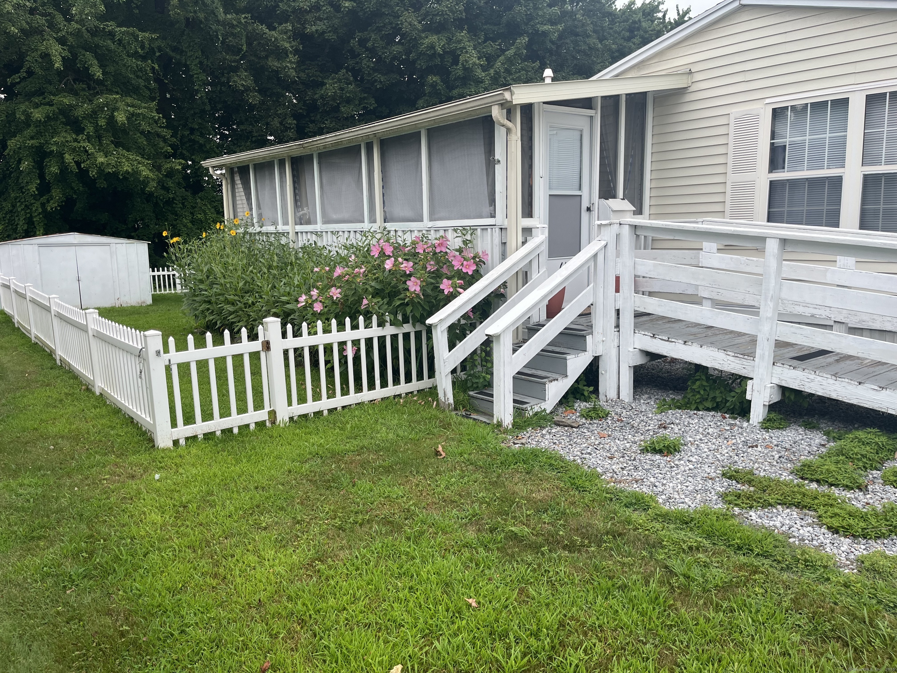 61 Elm Street Property Photo 1