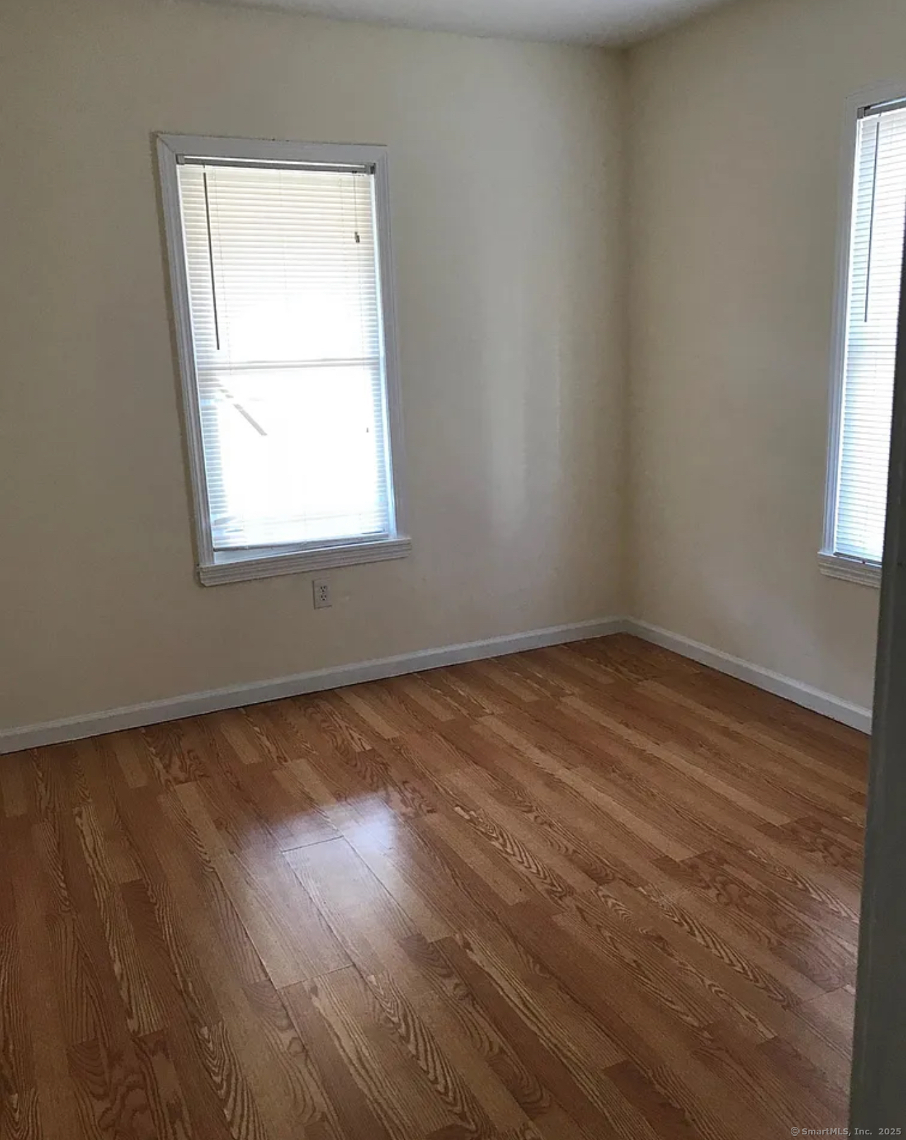 303 Poplar Street Property Photo 2