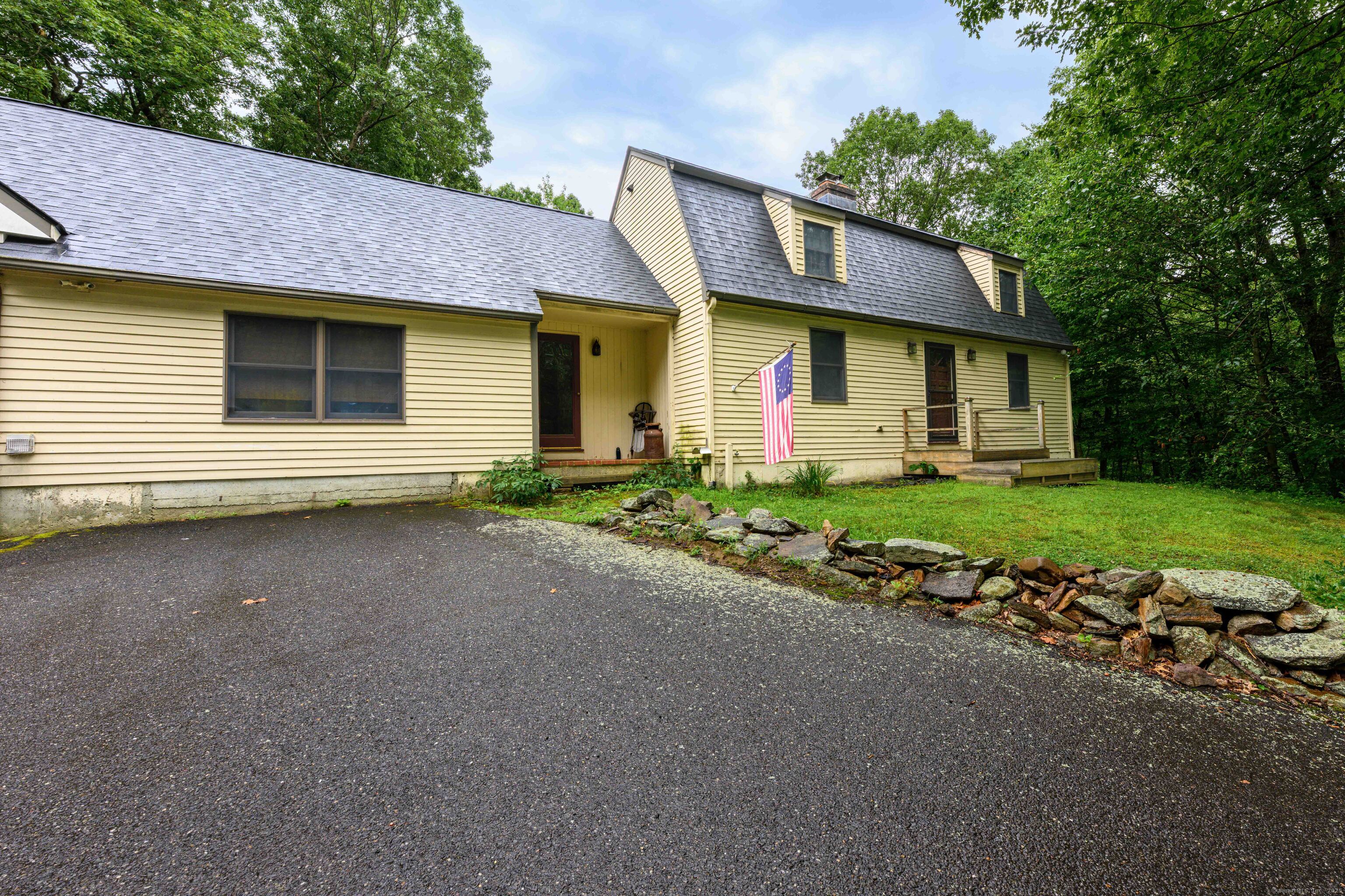 43 Ralph Road Property Photo 1