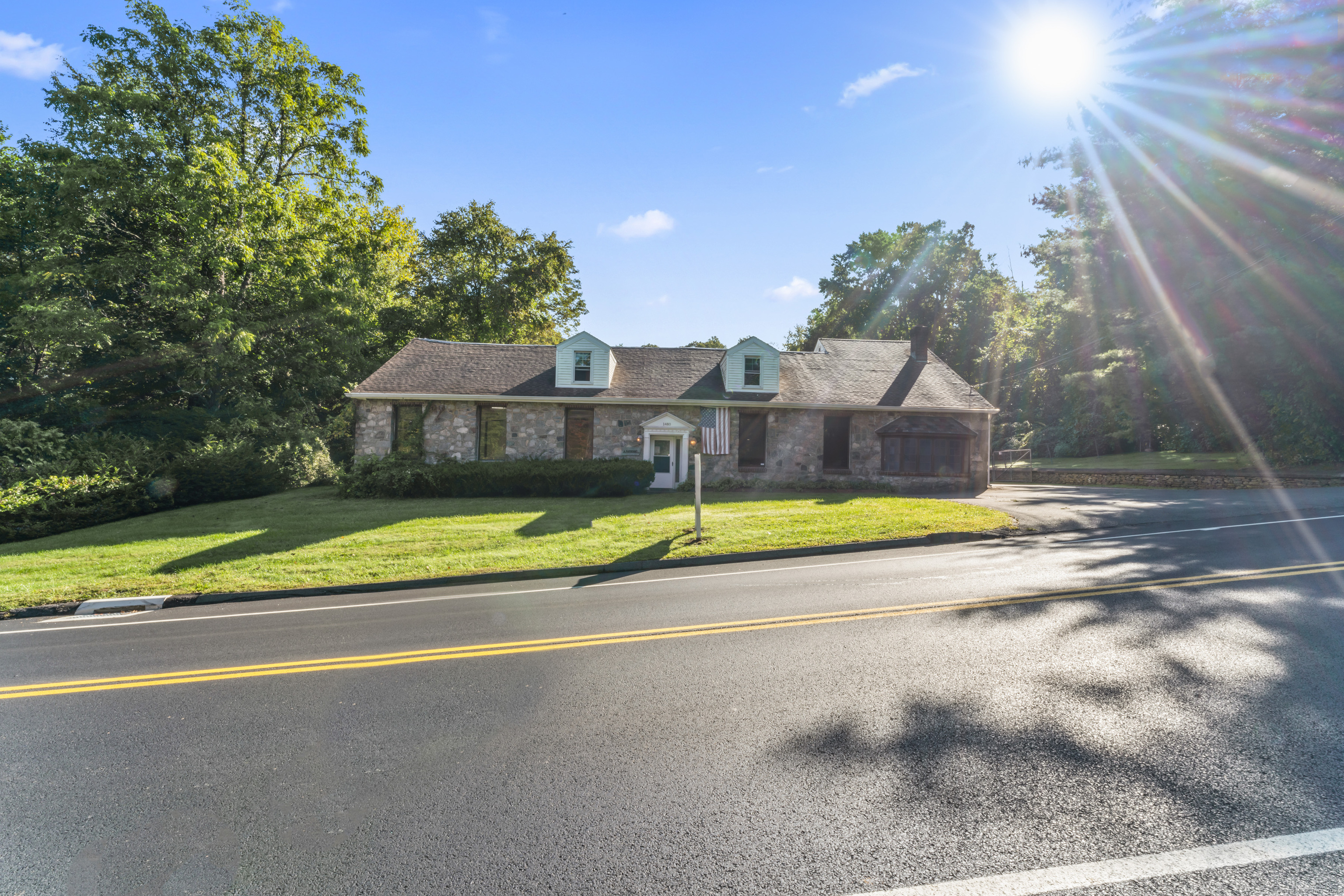 1480 Monroe Turnpike Property Photo 3