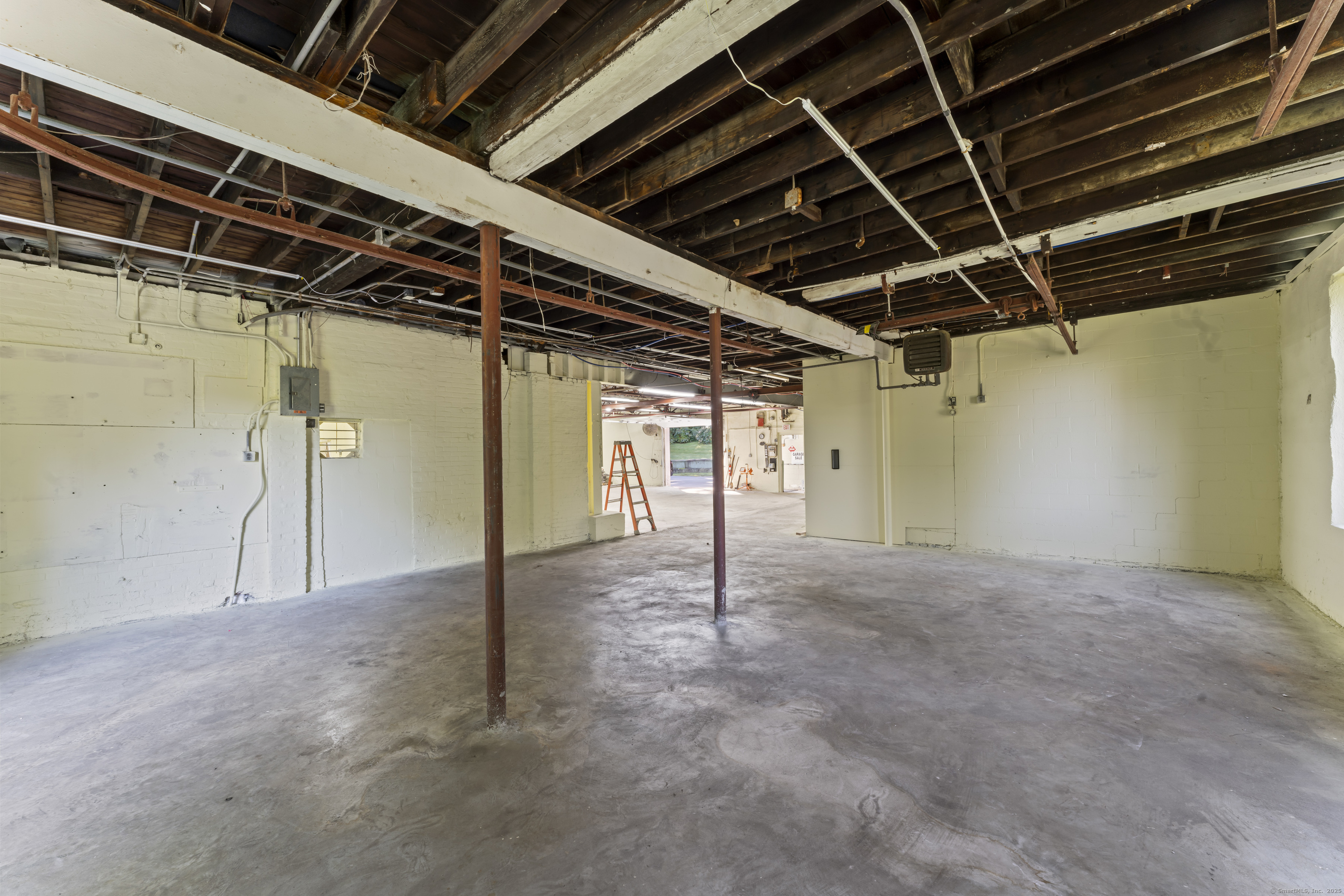 1480 Monroe Turnpike Property Photo 19