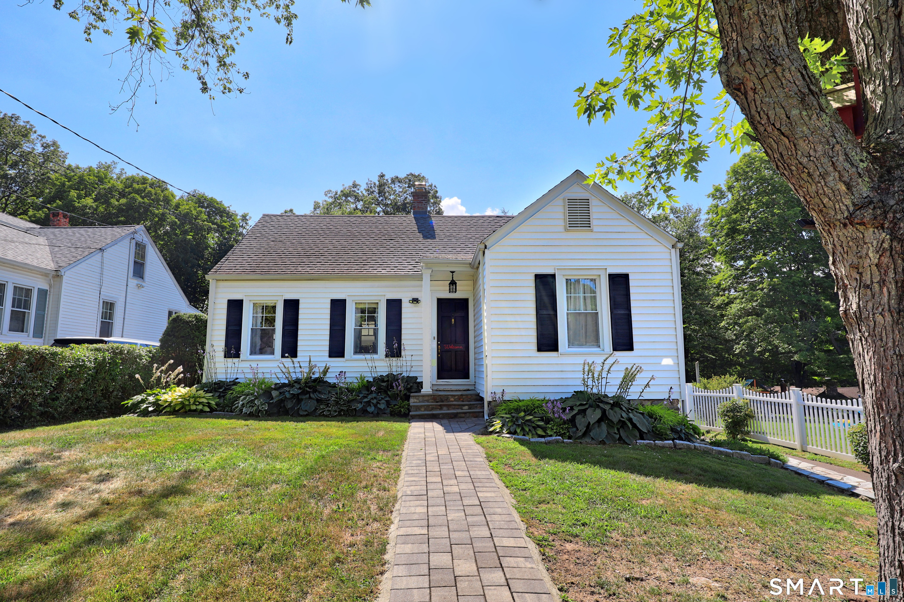 12 Yale Avenue Property Photo 1