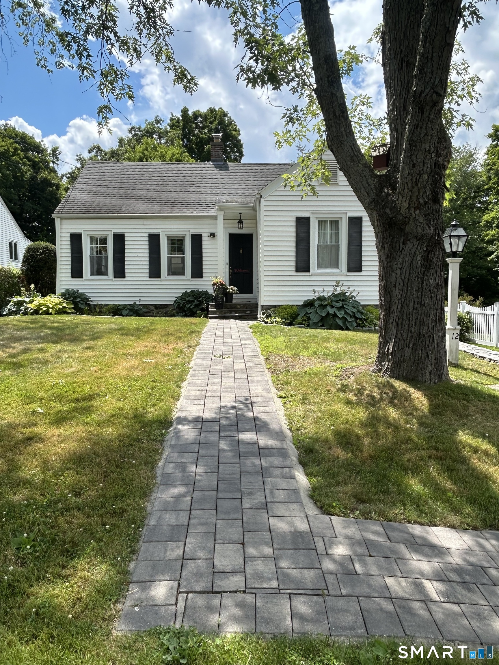 12 Yale Avenue Property Photo 2
