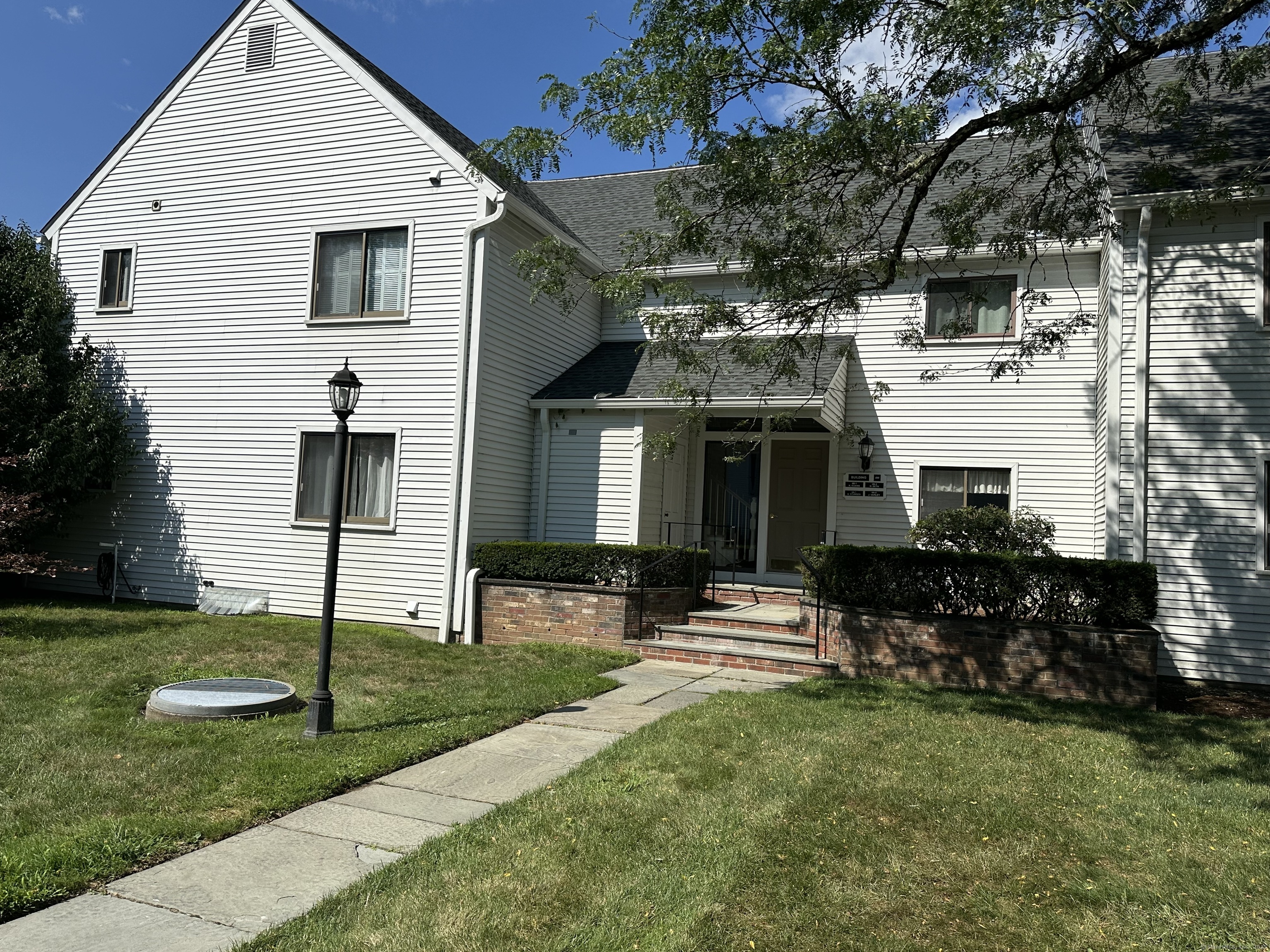 80 Main North 4A1 Street