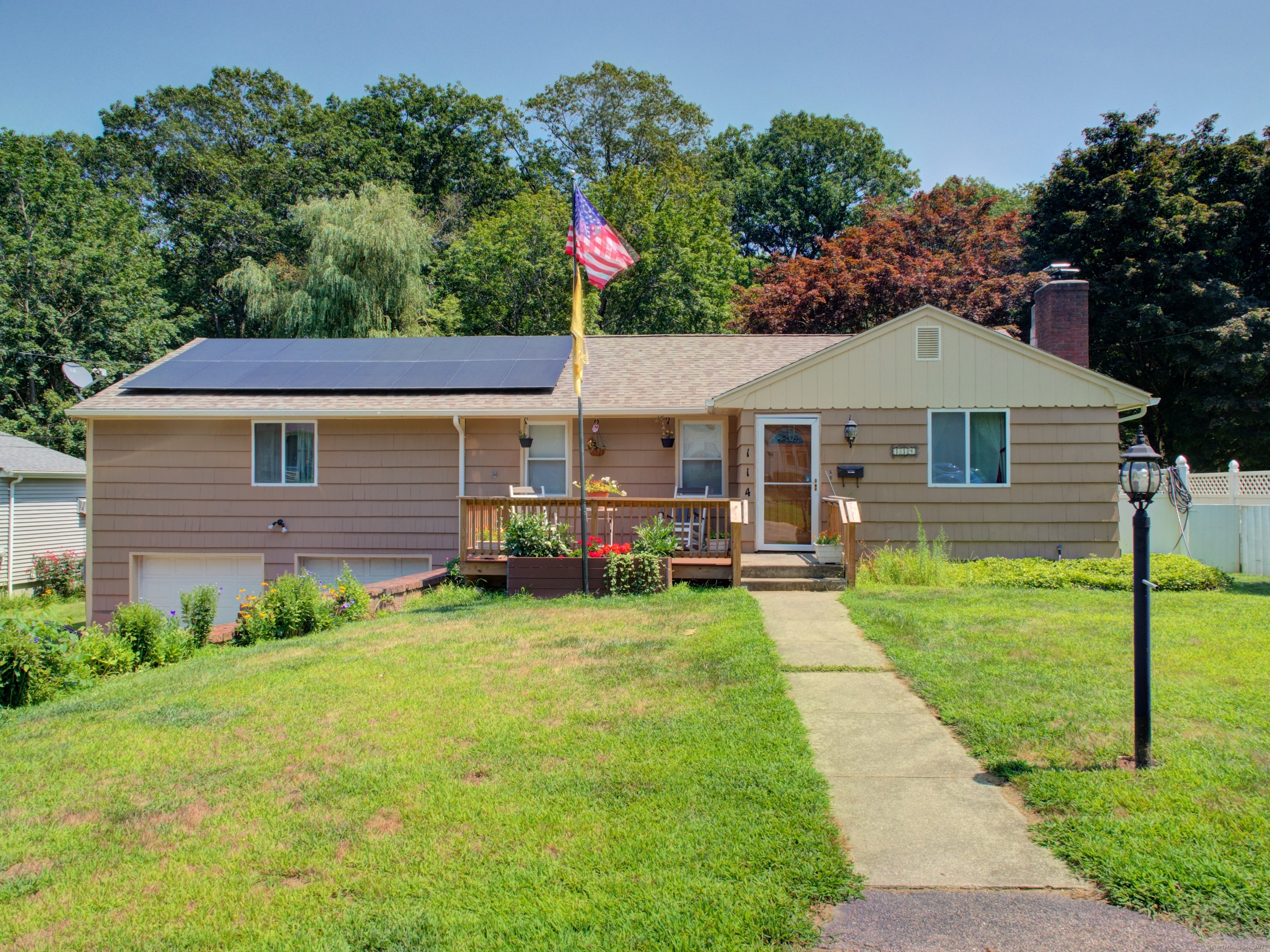 114 Park Avenue Property Photo 1