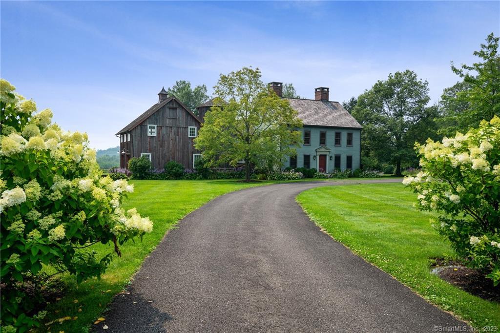 35 Northrop Street Property Photo 1