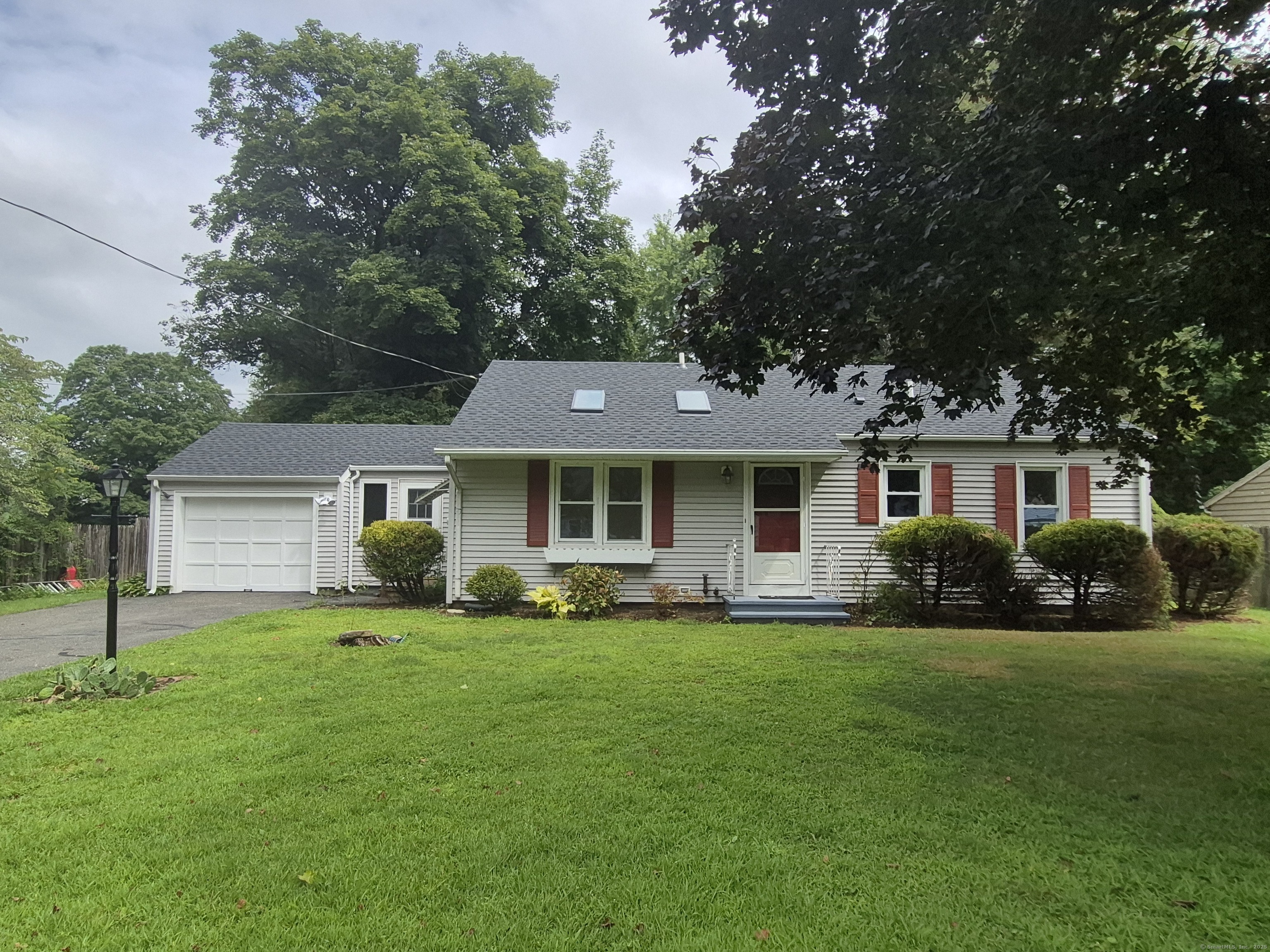 2 Dixon Road Property Photo 1